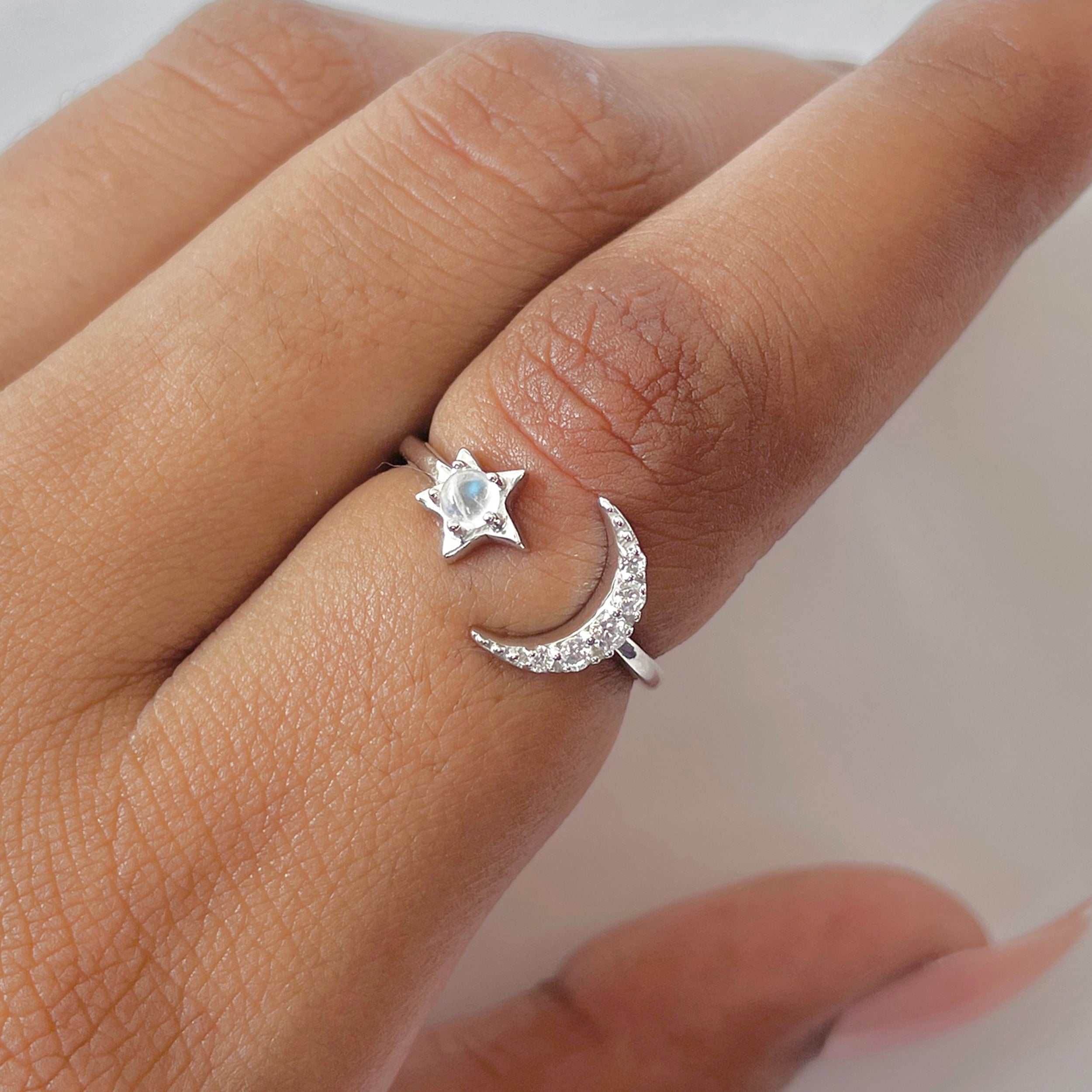 Moonstone Ring-(RBM-RDR-1753.)