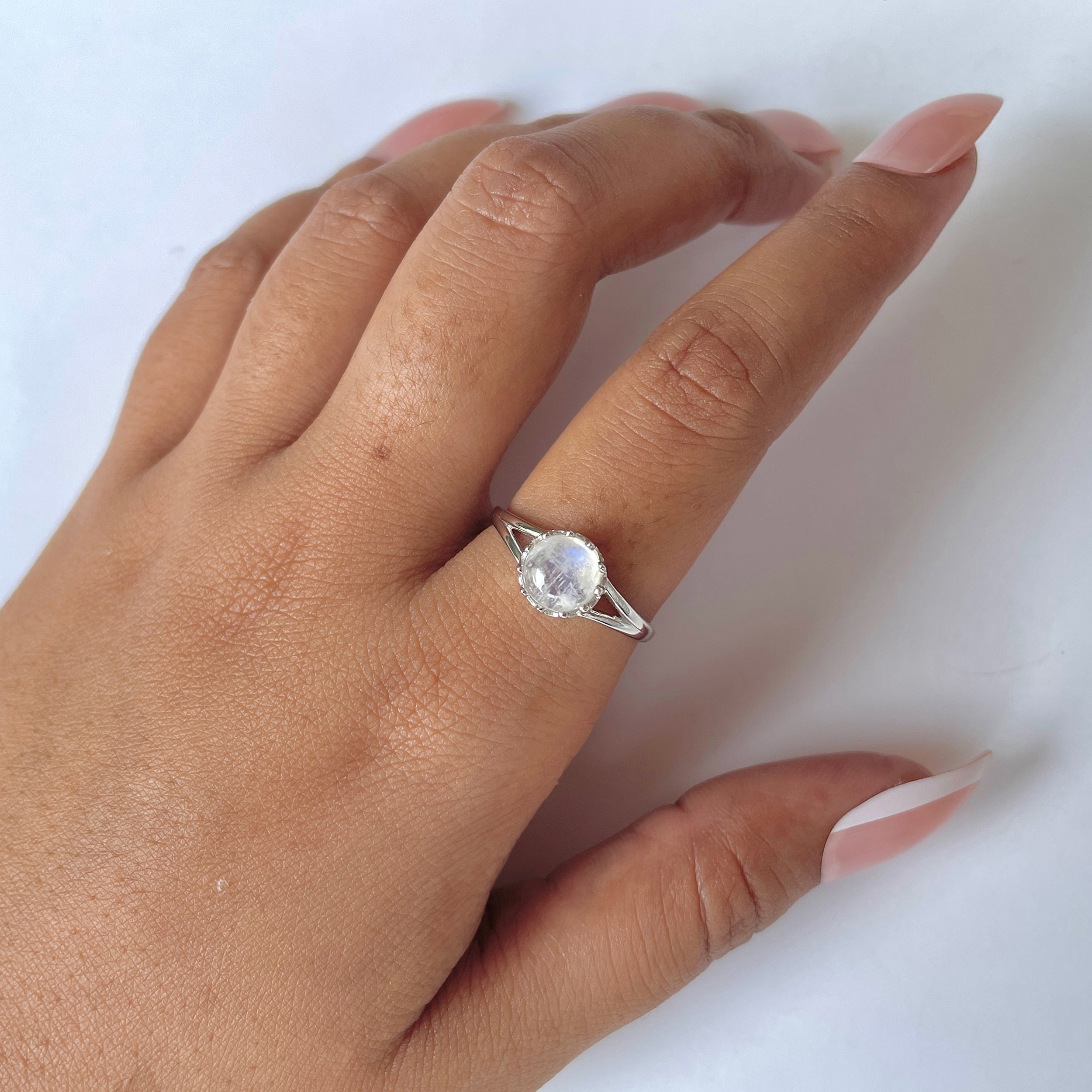Moonstone Ring-(RBM-RDR-1769.)