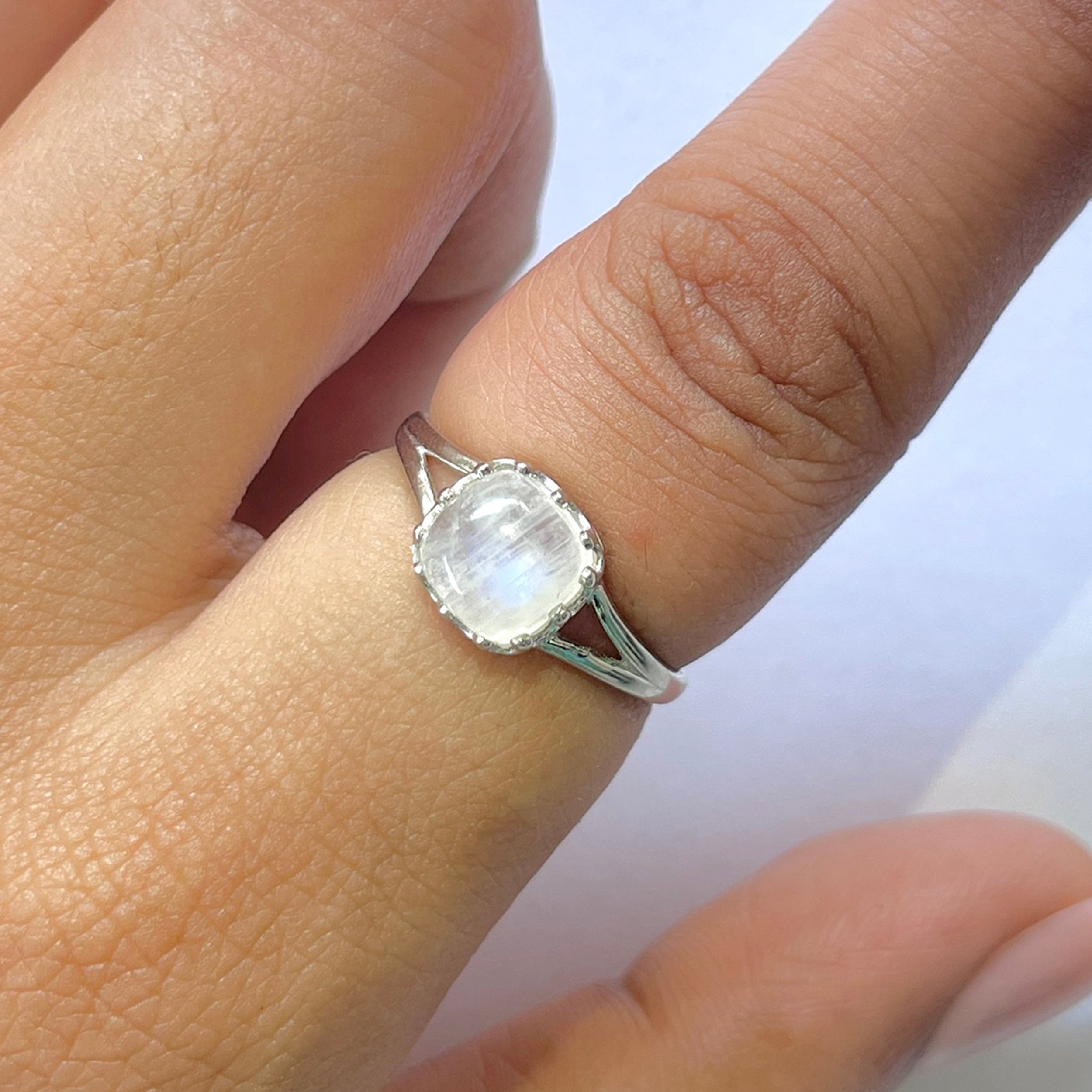 Moonstone Ring-(RBM-RDR-1770.)