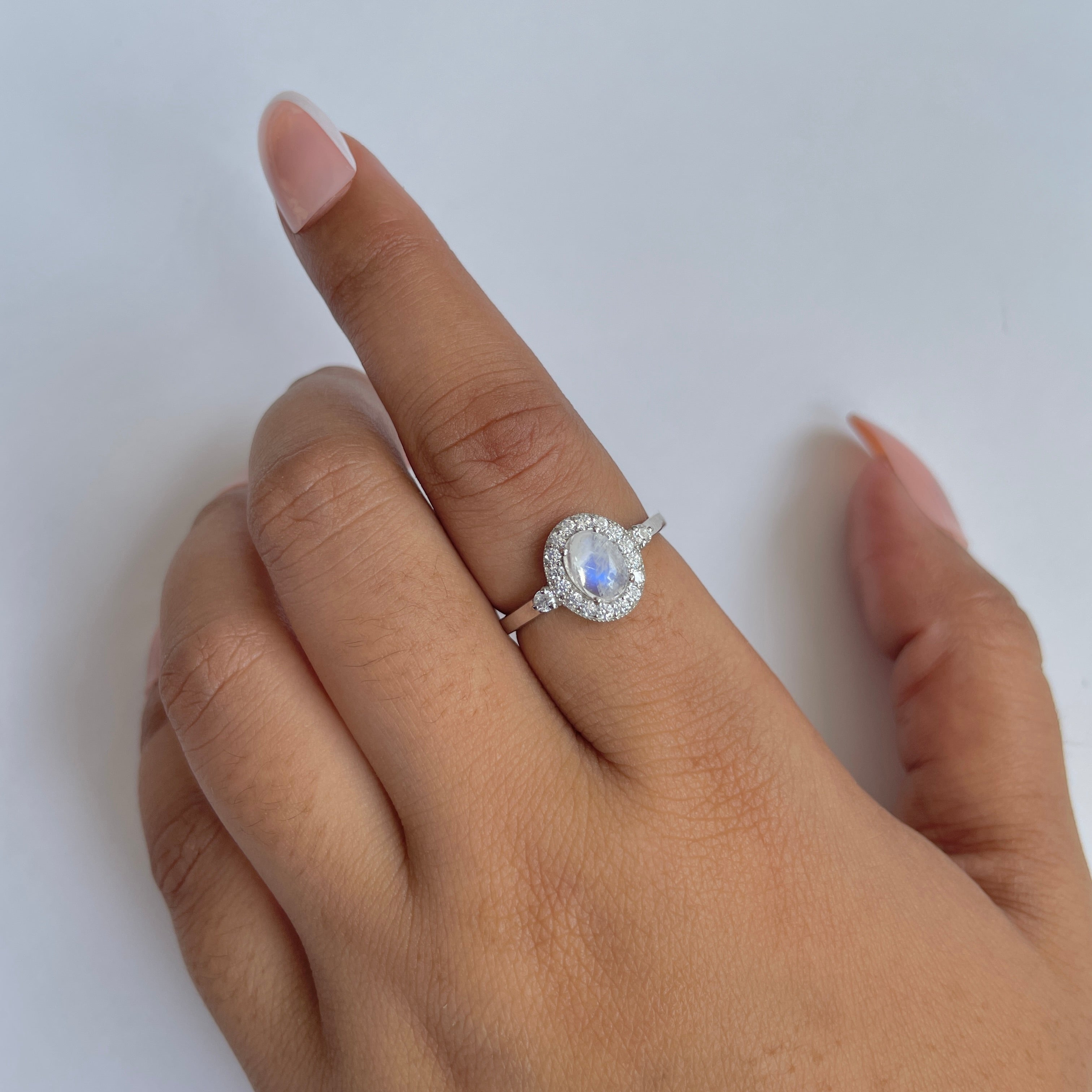 Moonstone Ring-(RBM-RDR-1792.)