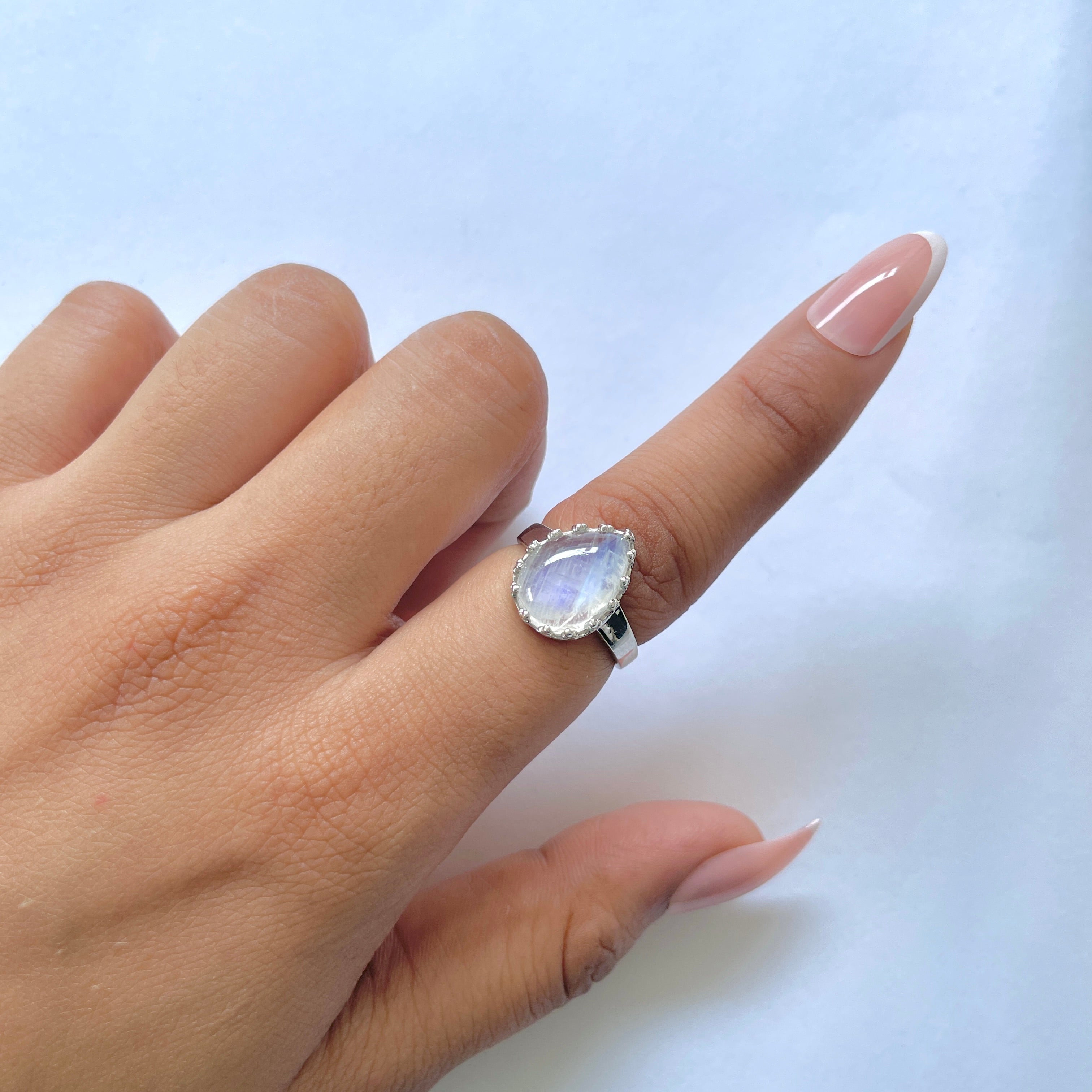 Moonstone Ring-(RBM-RDR-1828.)