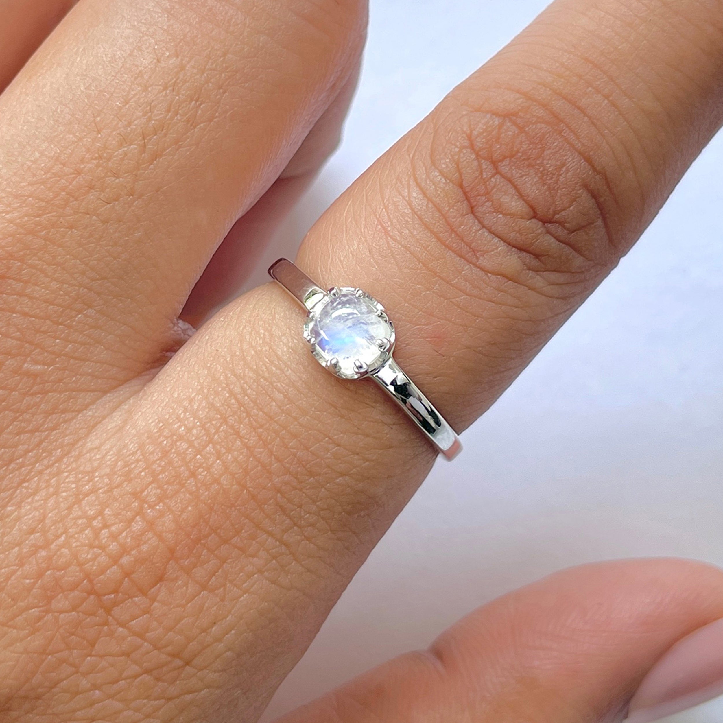 Moonstone Ring-(RBM-RDR-1832.)