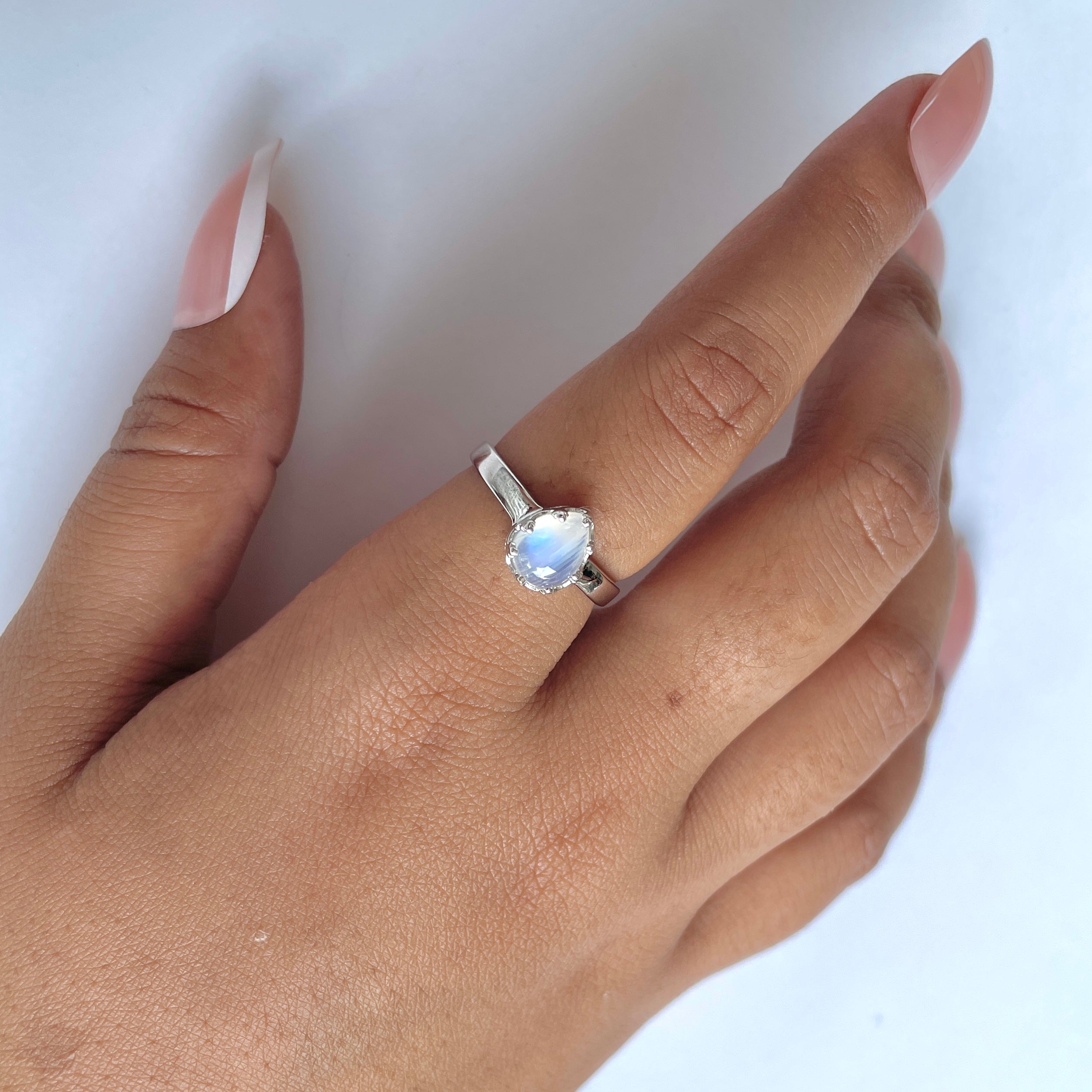 Moonstone Ring-(RBM-RDR-1916.)
