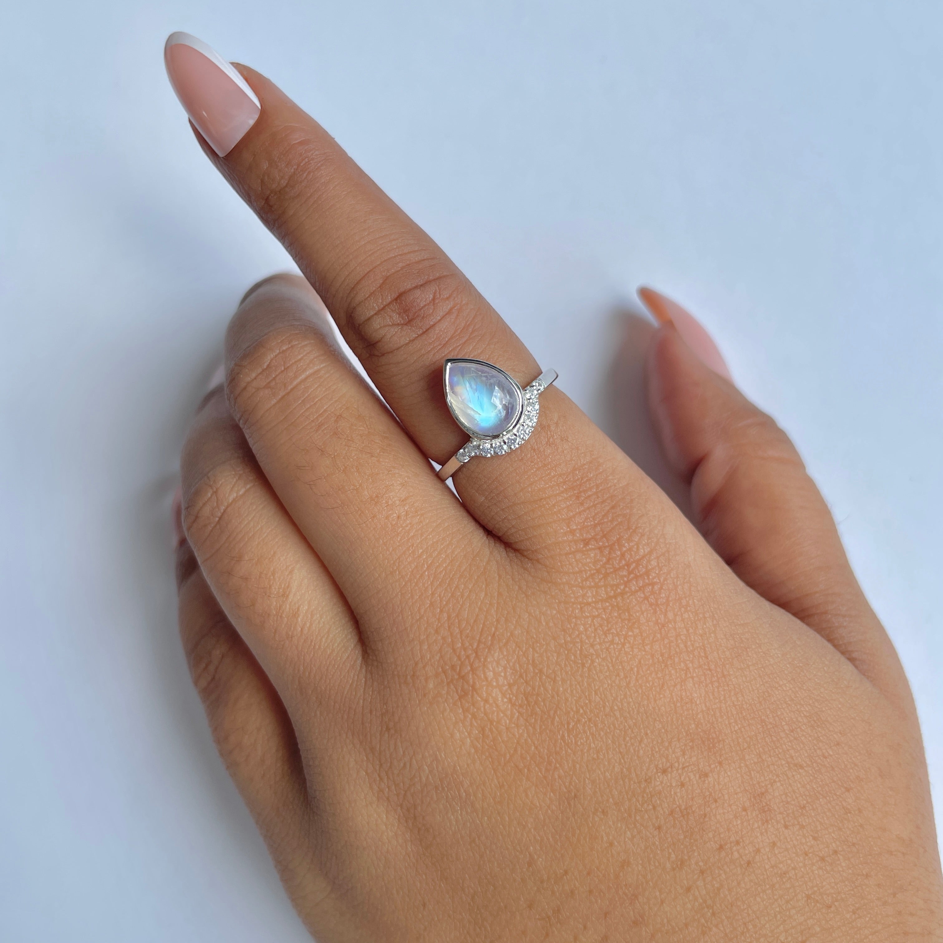 Moonstone Ring-(RBM-RDR-2189.)