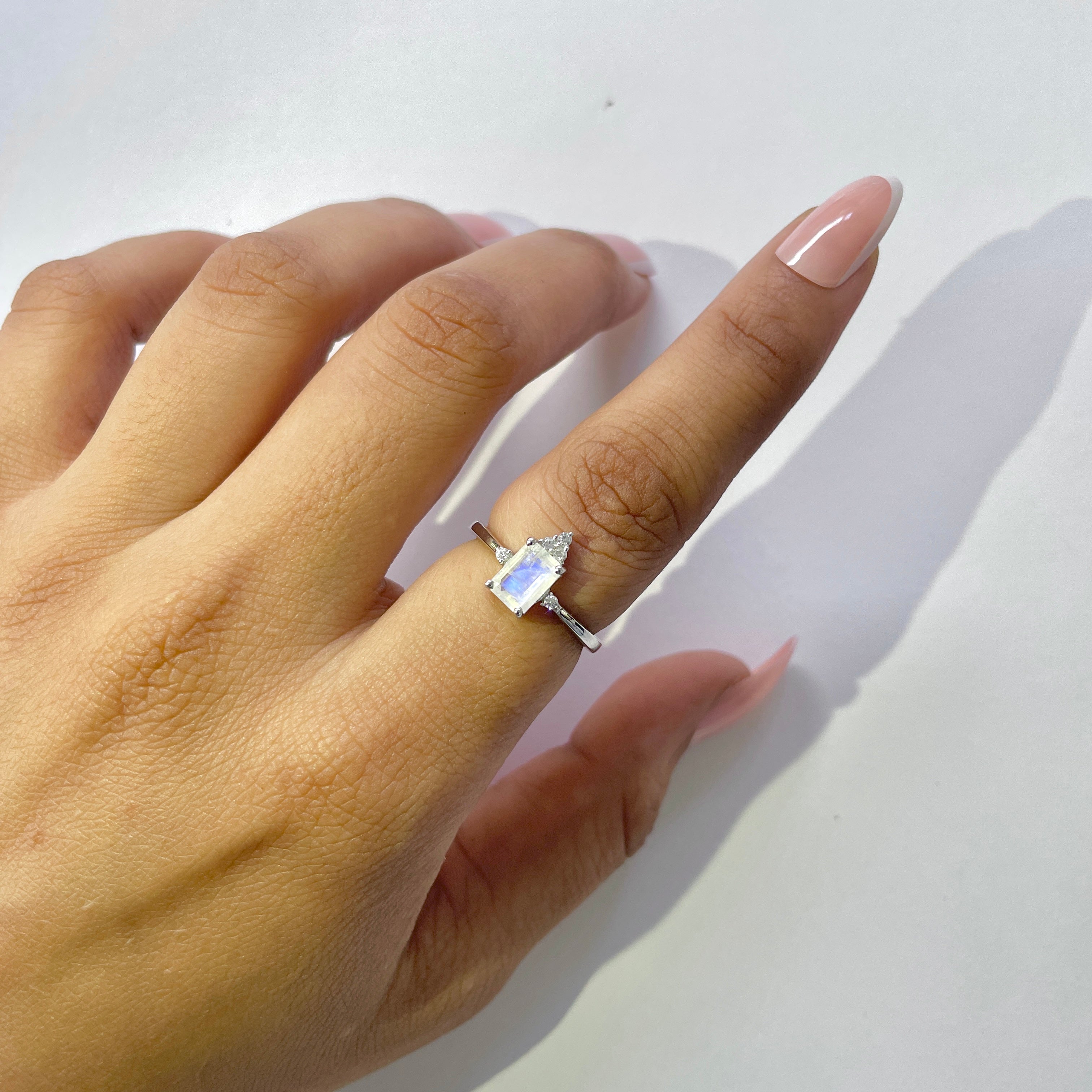 Moonstone Ring-(RBM-RDR-2194.)