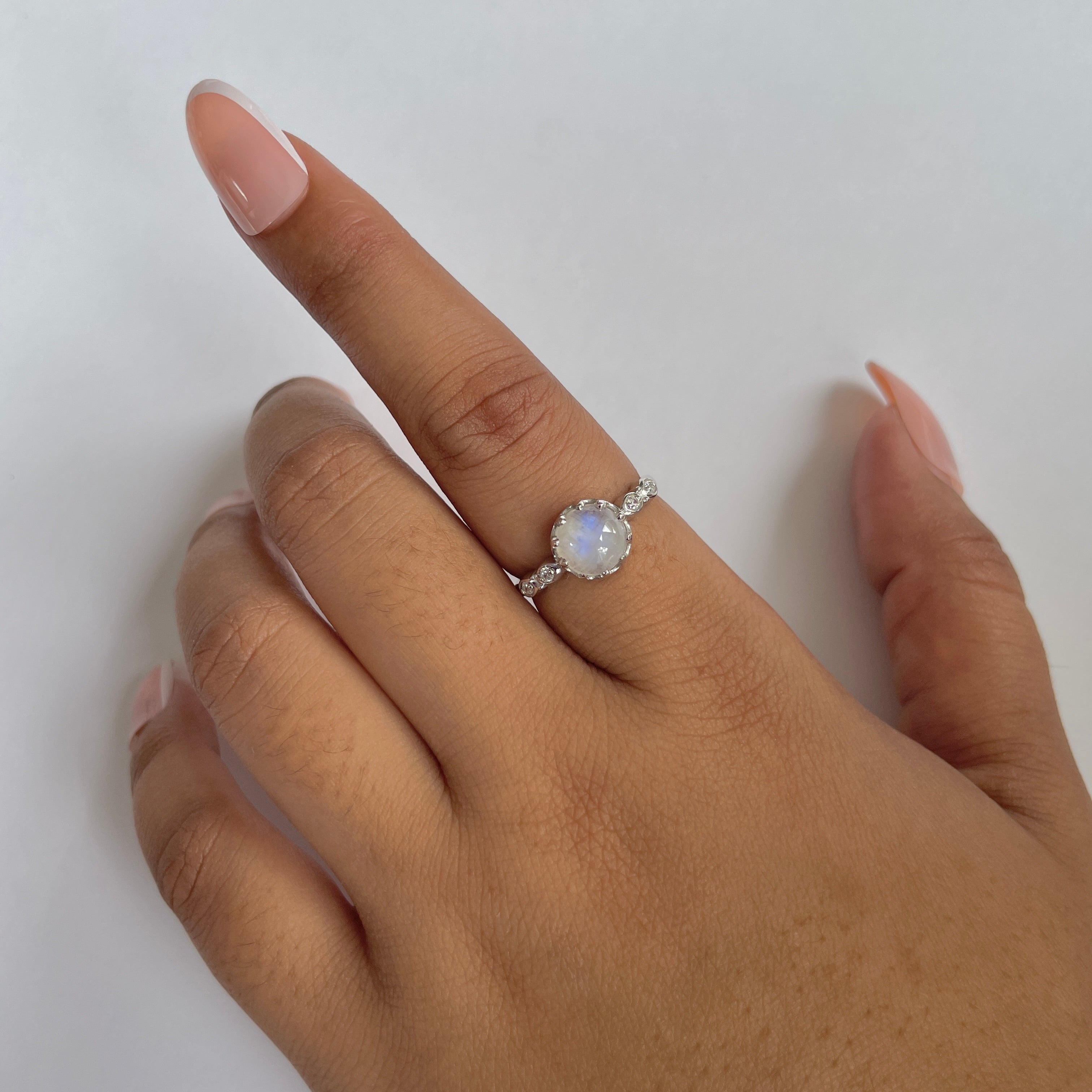 Moonstone Ring-(RBM-RDR-2197.)