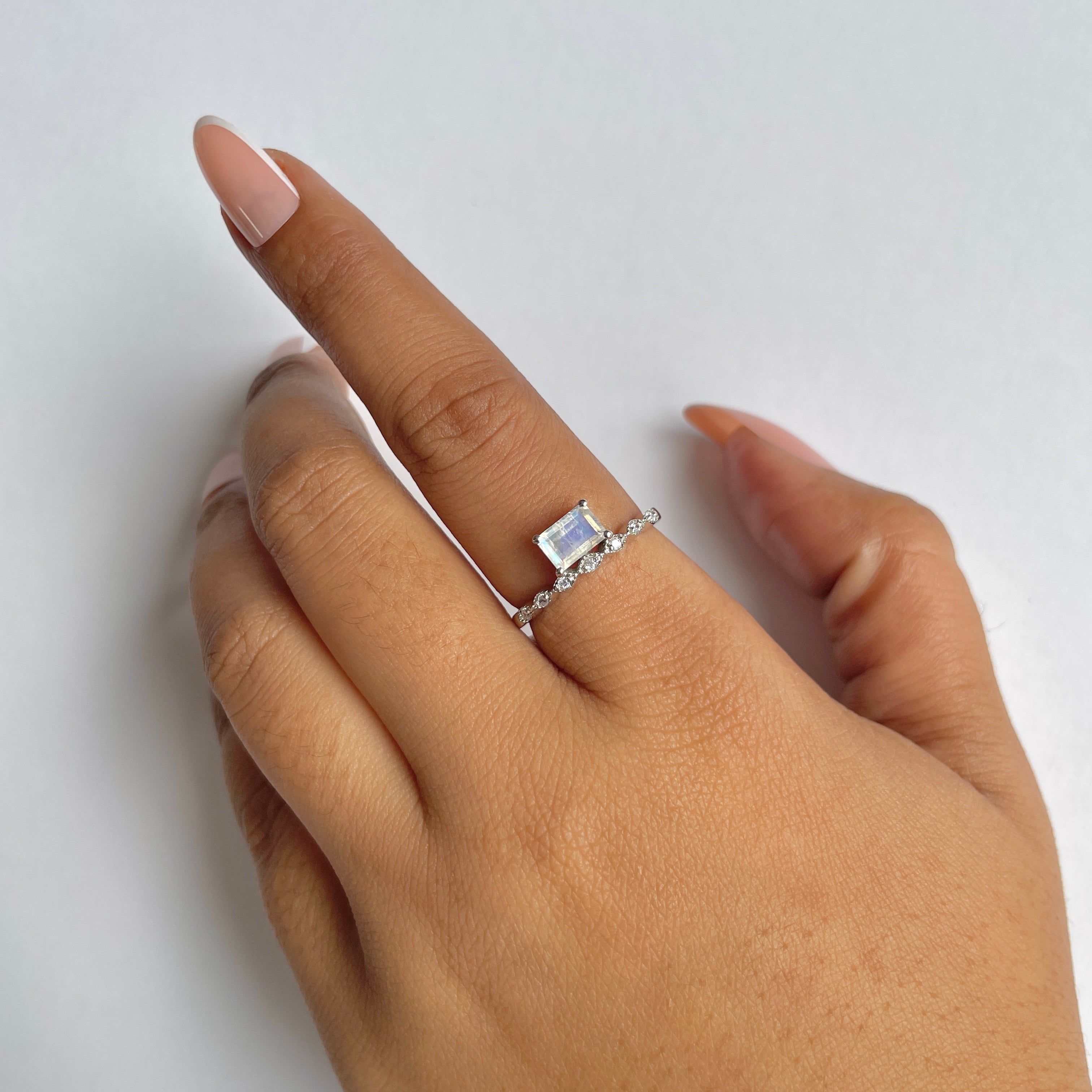 Moonstone Ring-(RBM-RDR-2199.)