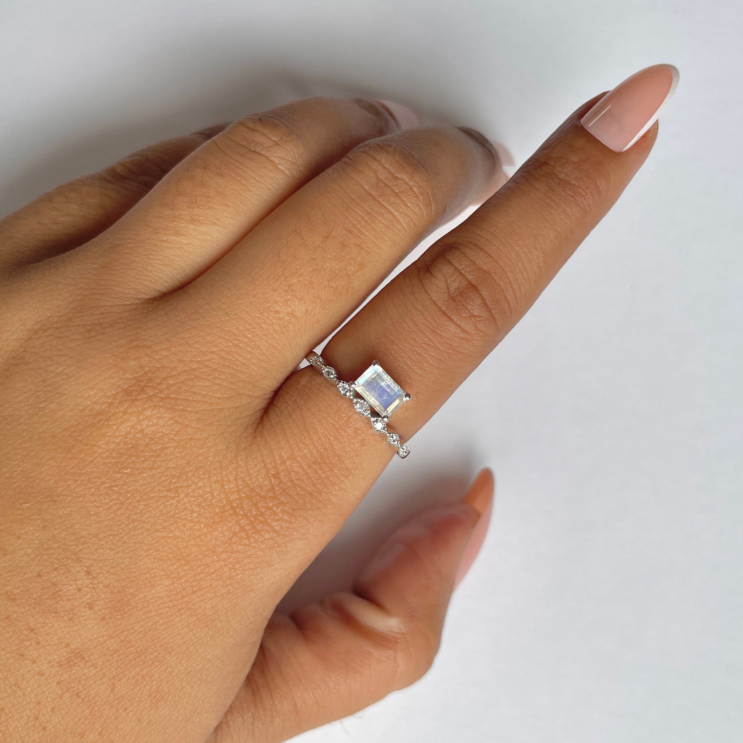 Moonstone Ring-(RBM-RDR-2199.)