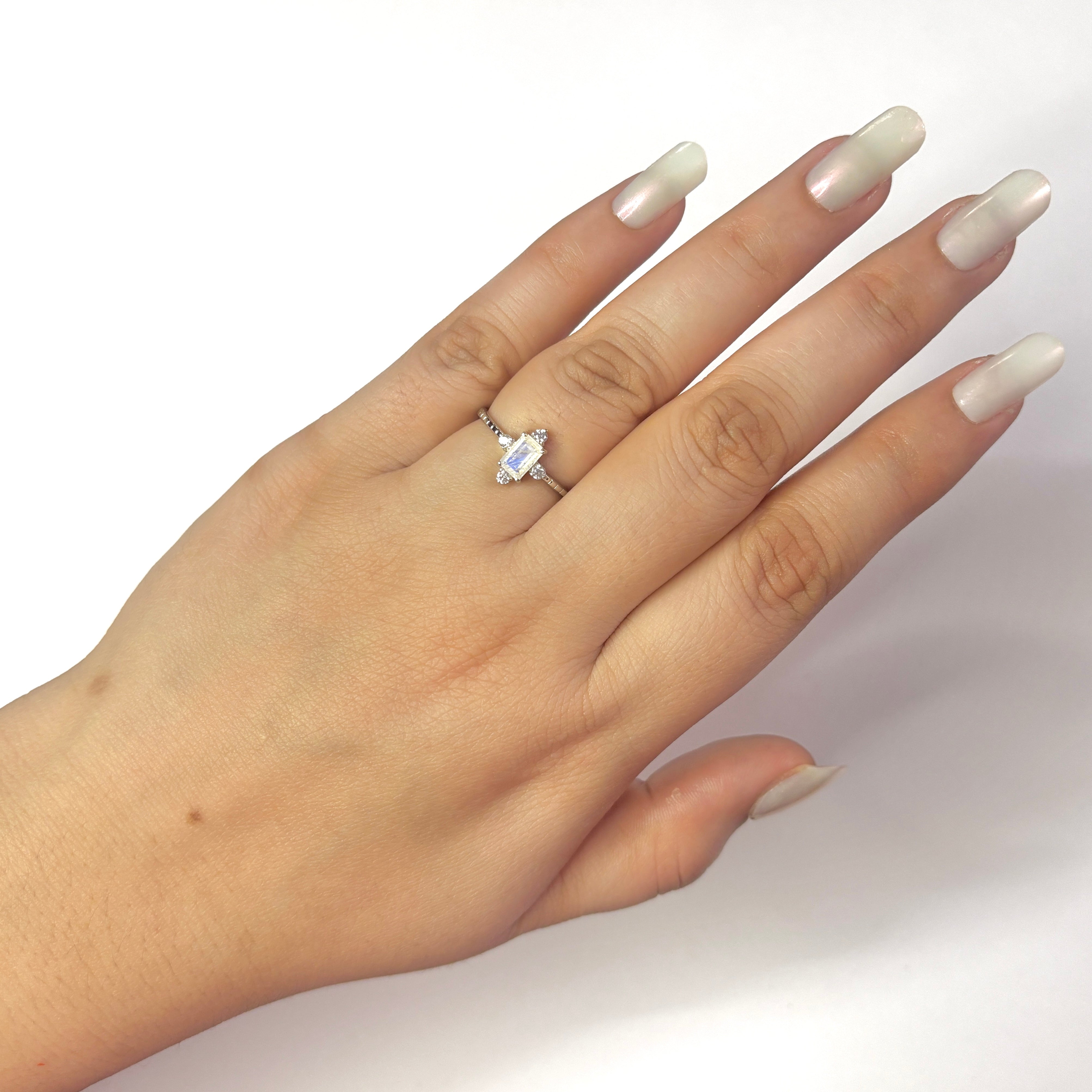 Moonstone Ring-(RBM-RDR-2210.)