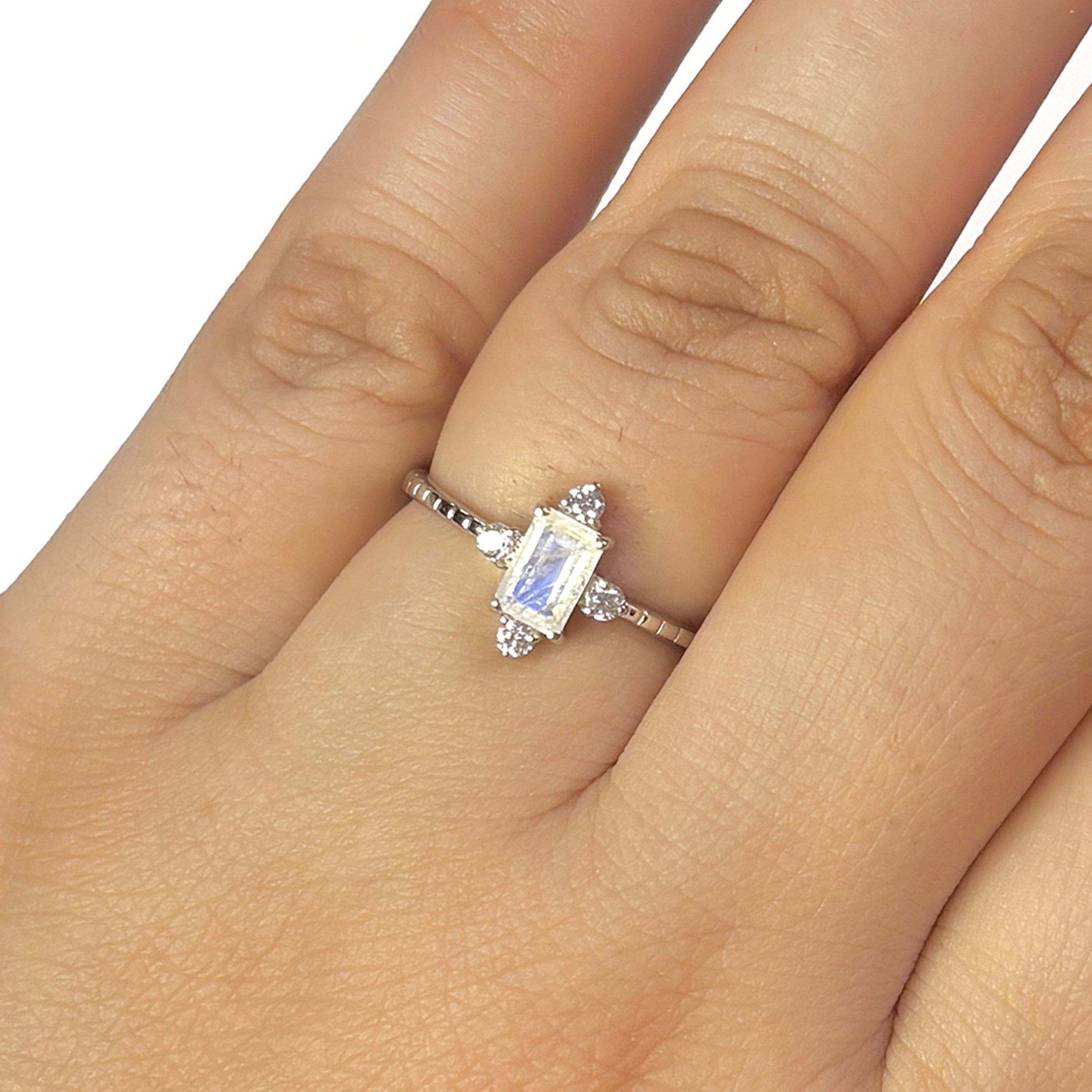 Moonstone Ring-(RBM-RDR-2210.)