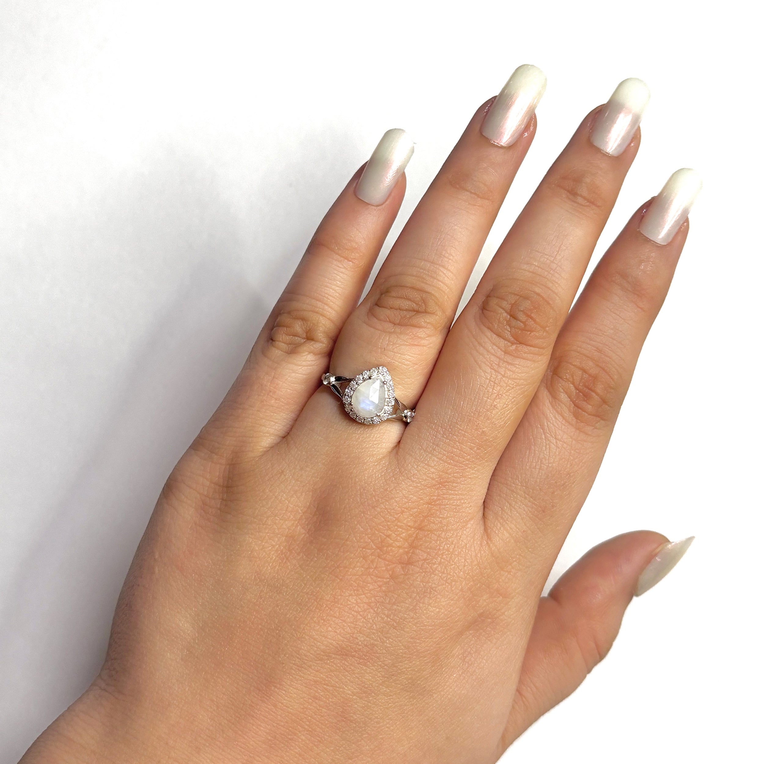 Moonstone Ring-(RBM-RDR-2243.)