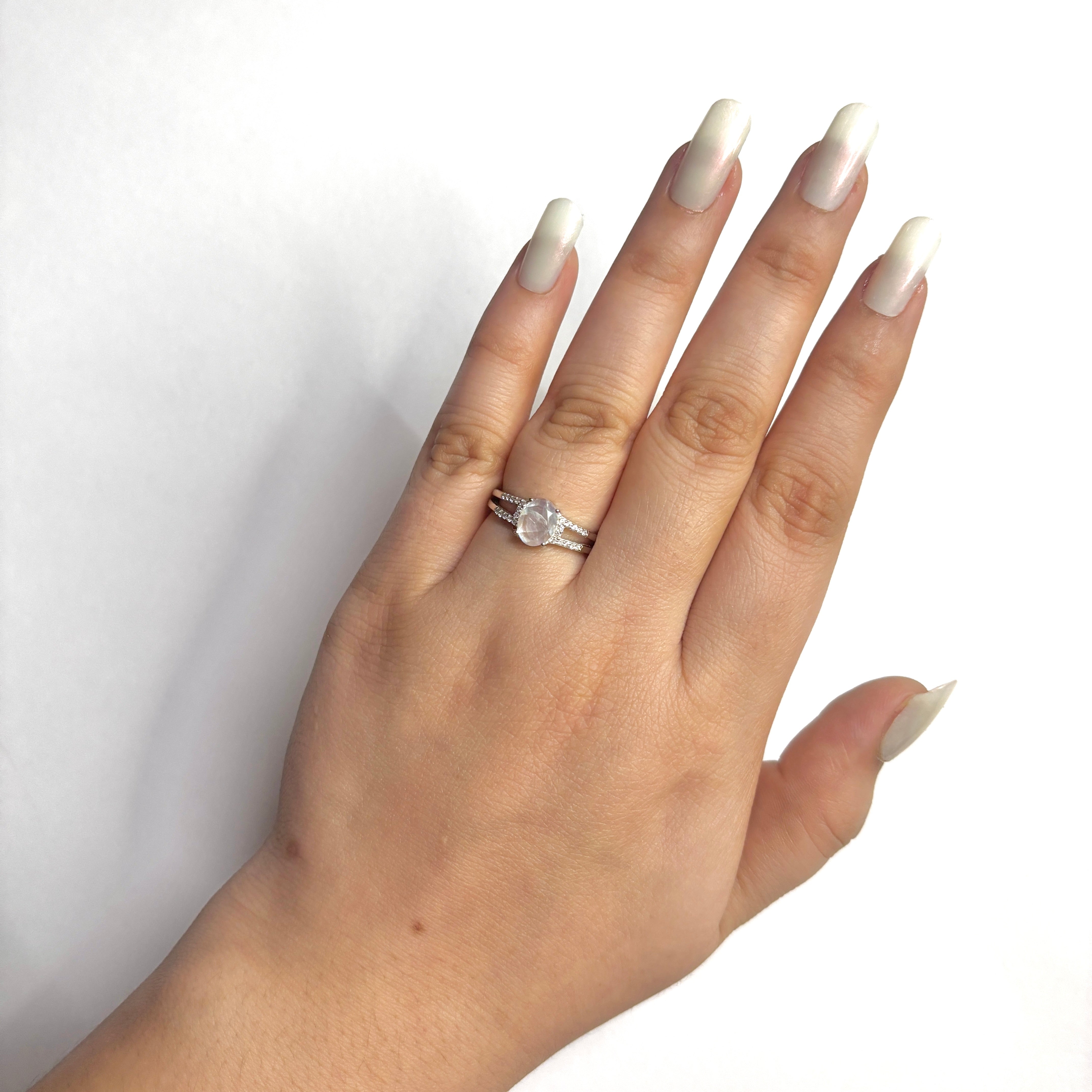 Moonstone Ring-(RBM-RDR-2255.)