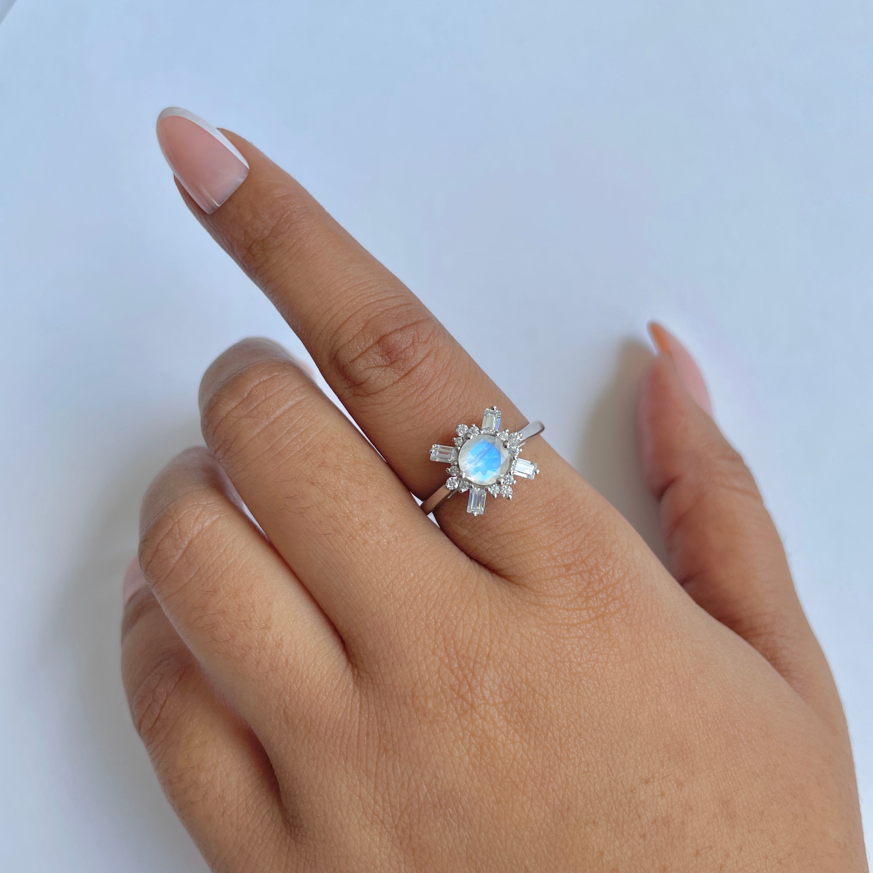Moonstone Ring-(RBM-RDR-2264.)