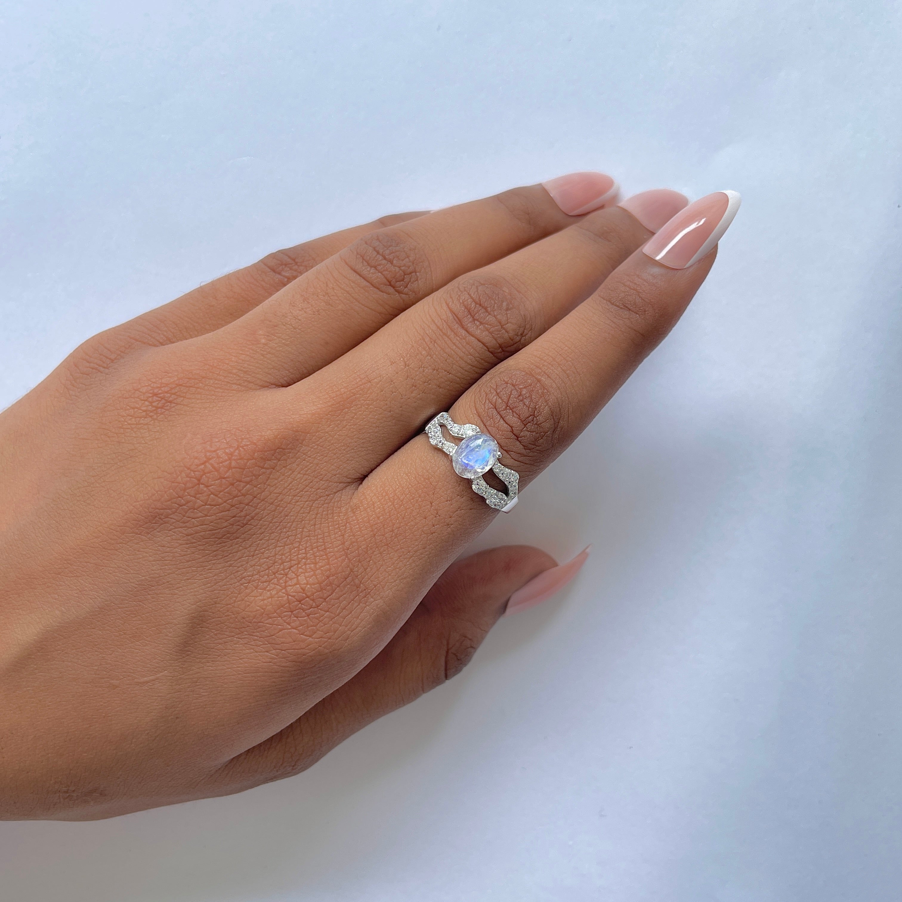 Moonstone Ring-(RBM-RDR-2267.)