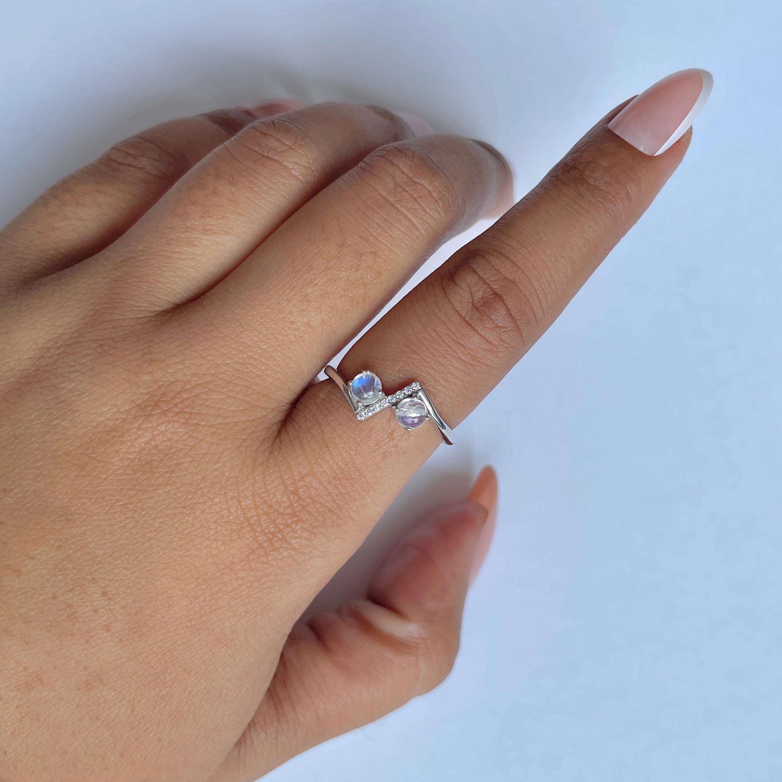 Moonstone Ring-(RBM-RDR-2295.)