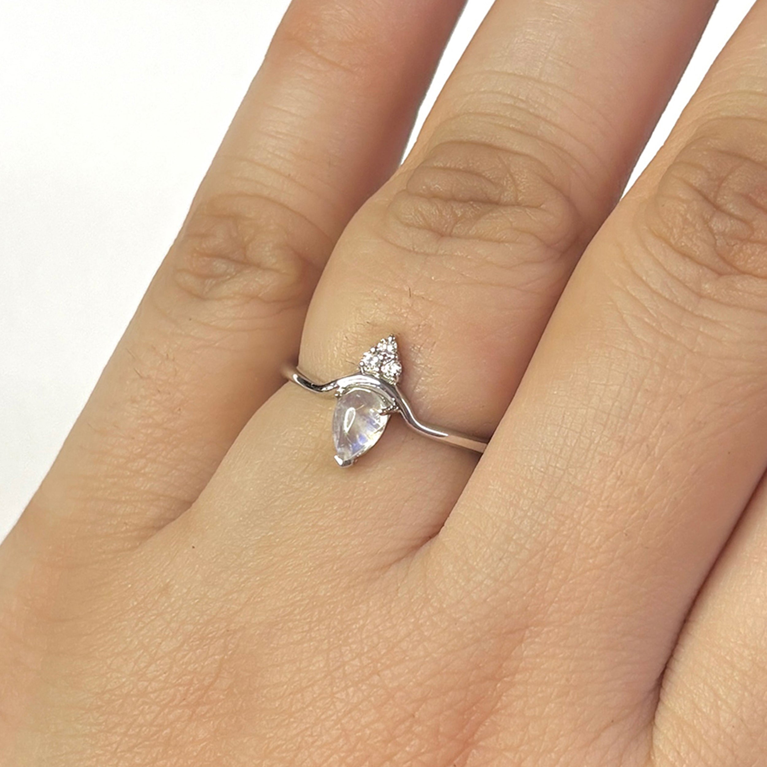 Moonstone Ring-(RBM-RDR-2298.)