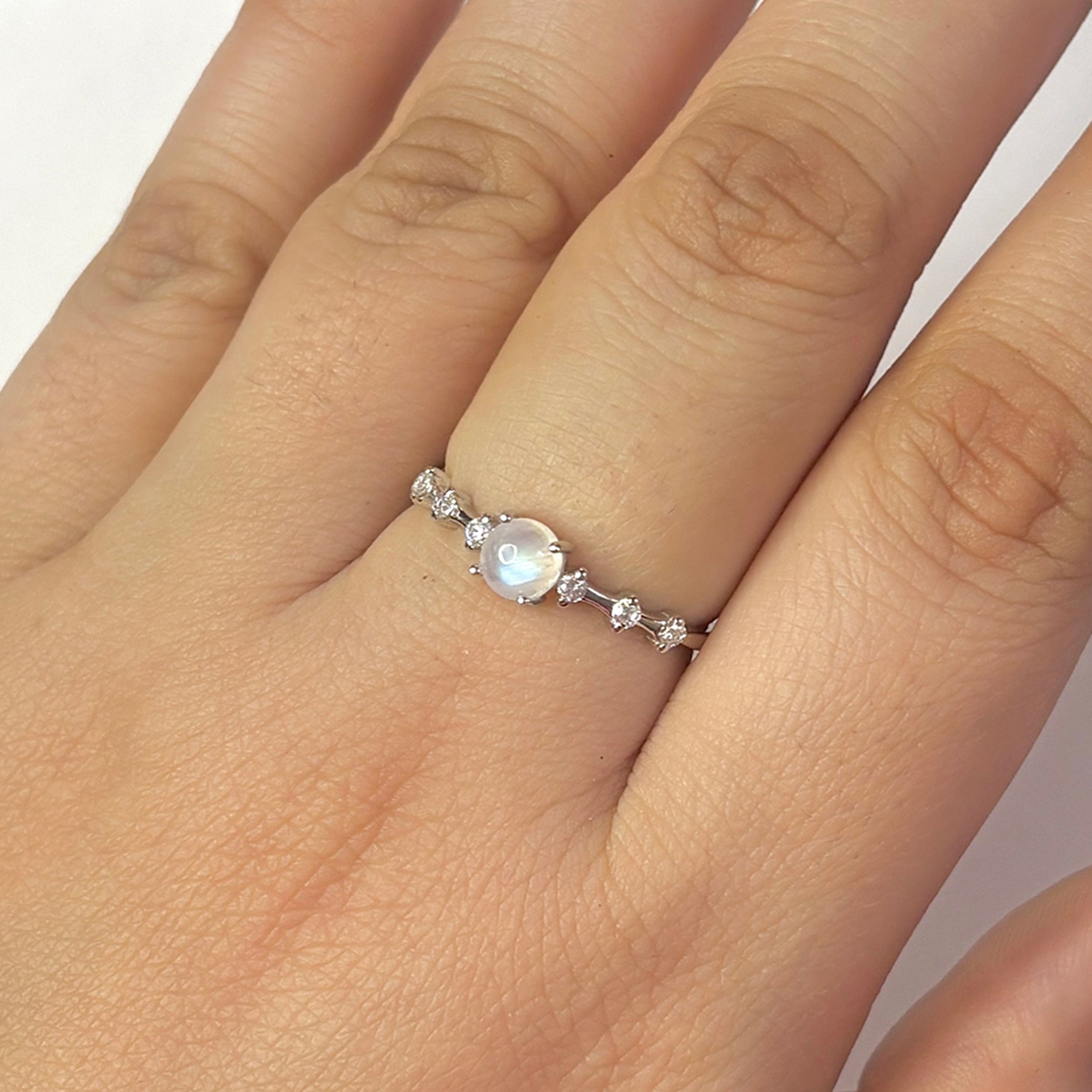 Moonstone Ring-(RBM-RDR-2300.)