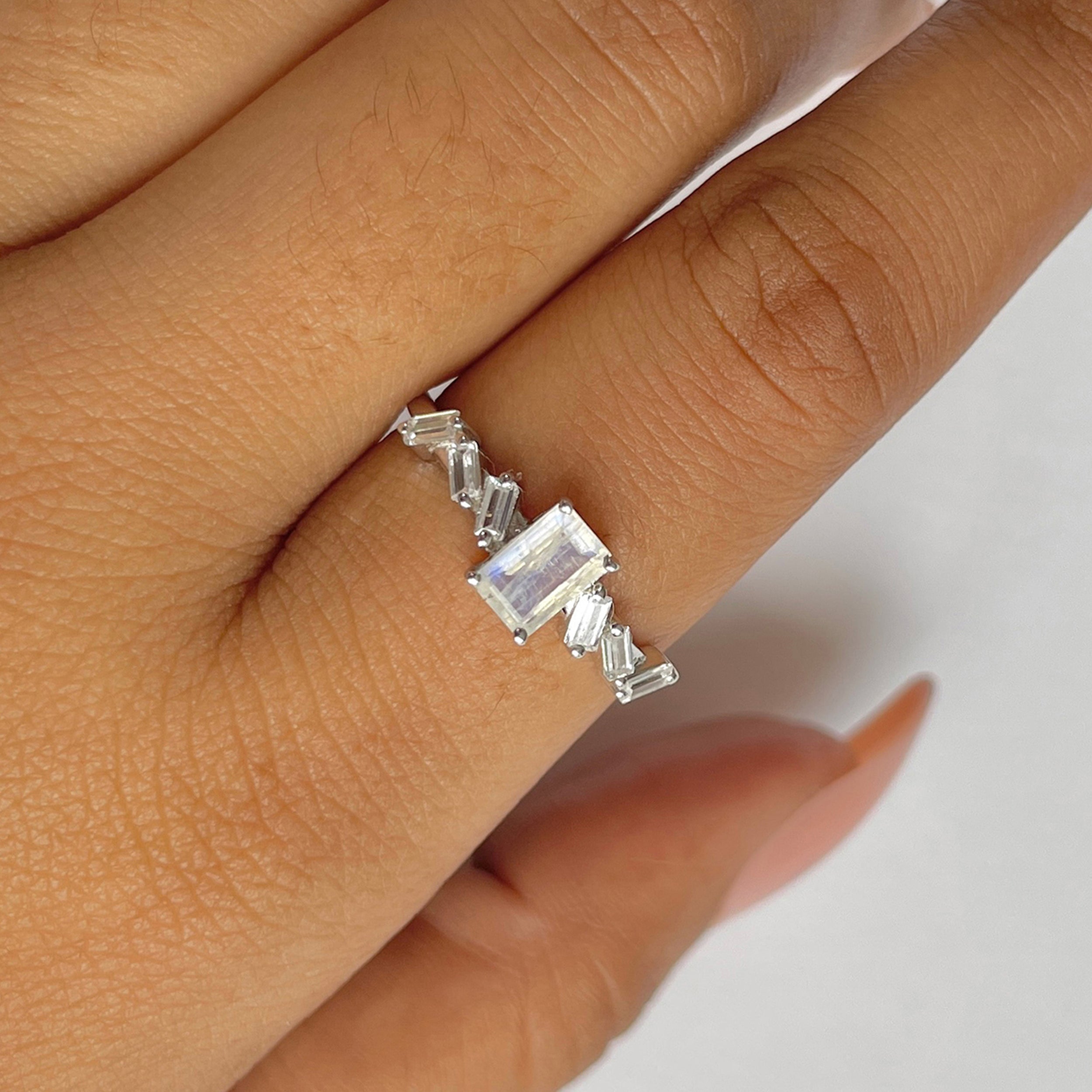 Moonstone Ring-(RBM-RDR-2306.)