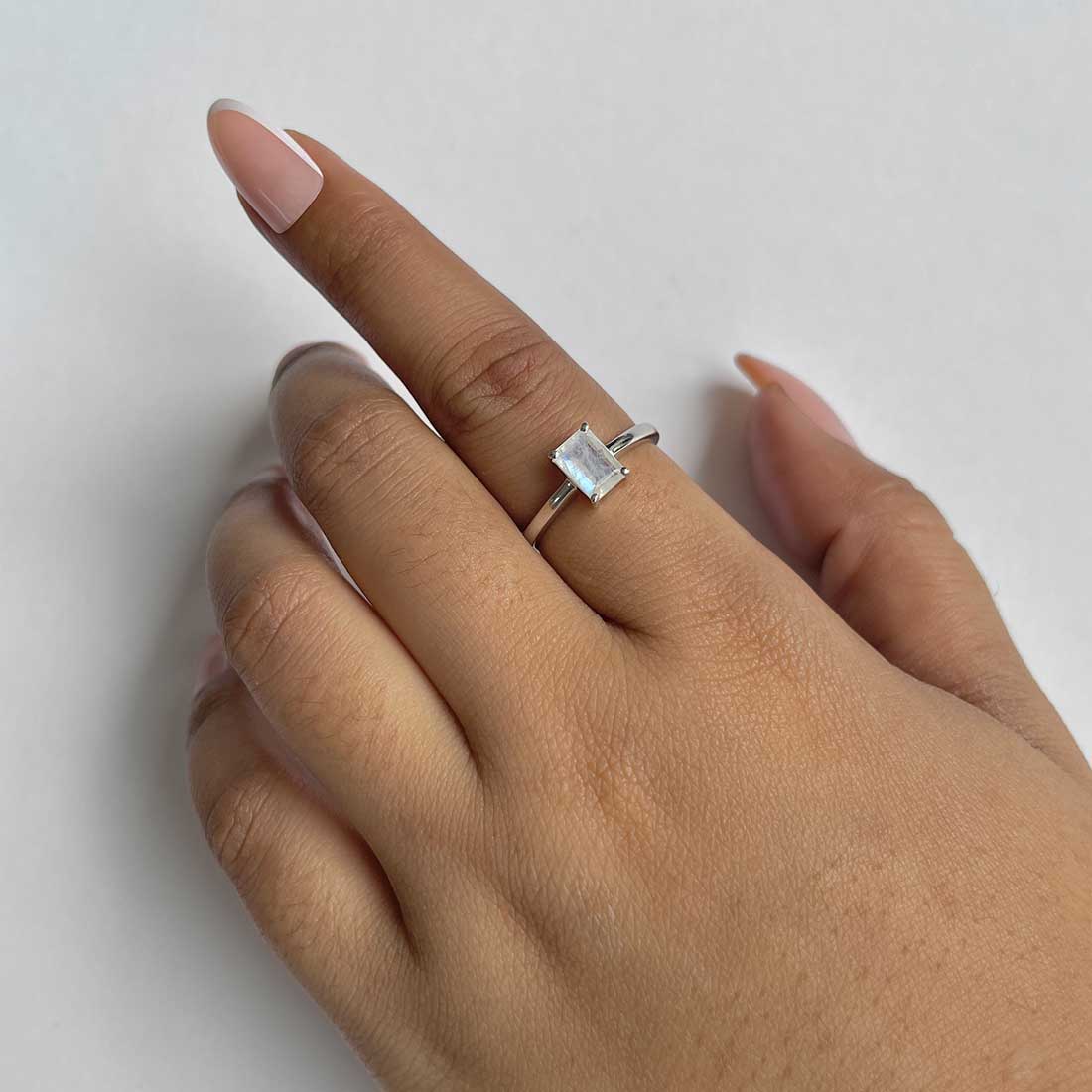 Moonstone Ring-(RBM-RDR-241.)