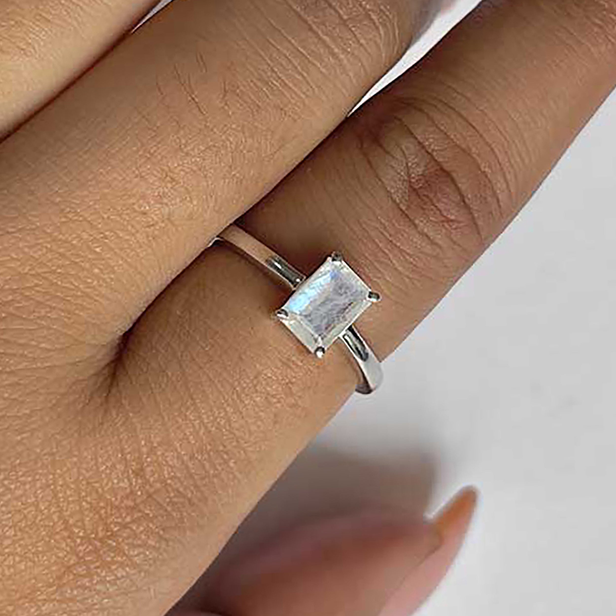 Moonstone Ring-(RBM-RDR-241.)