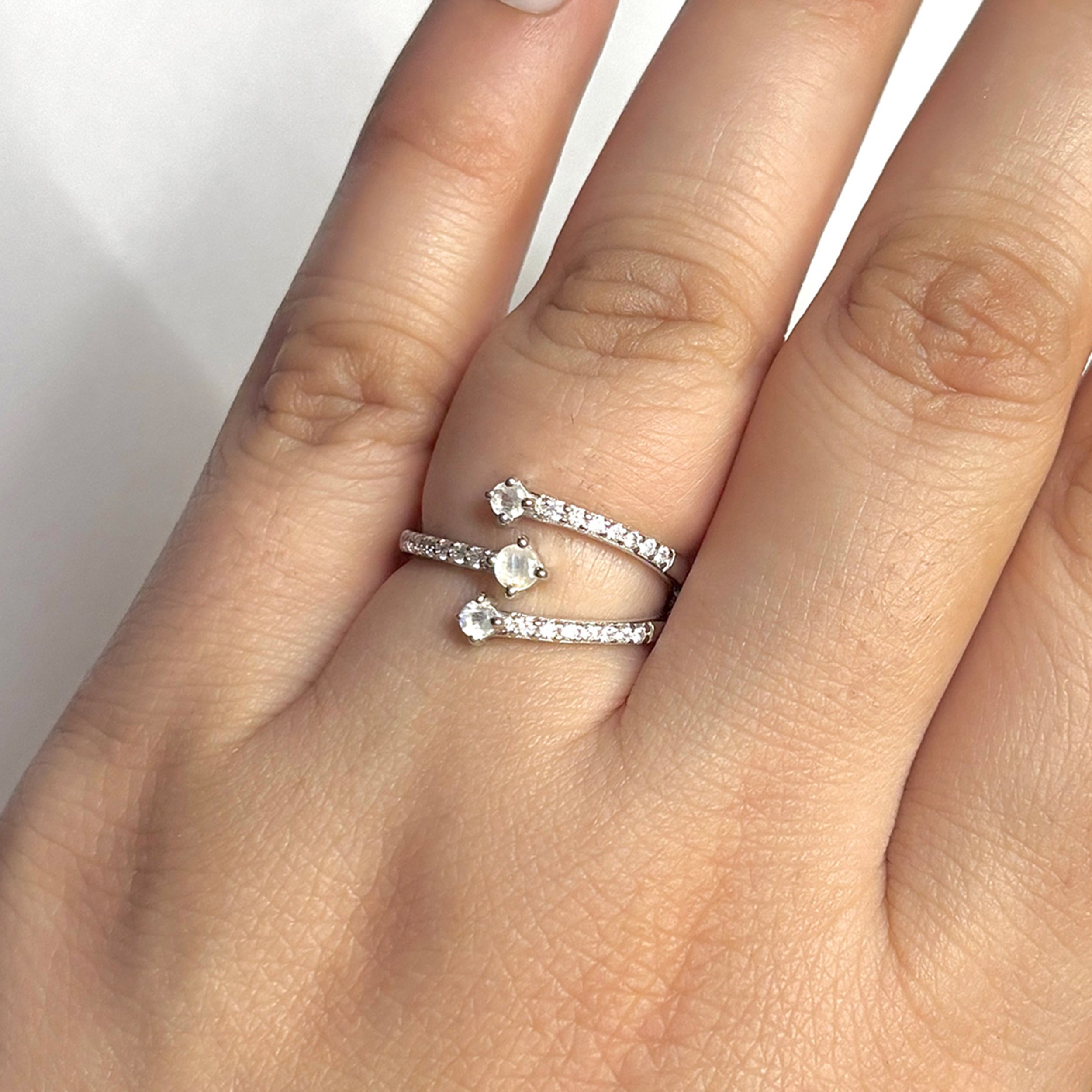 Moonstone Ring-(RBM-RDR-2520.)