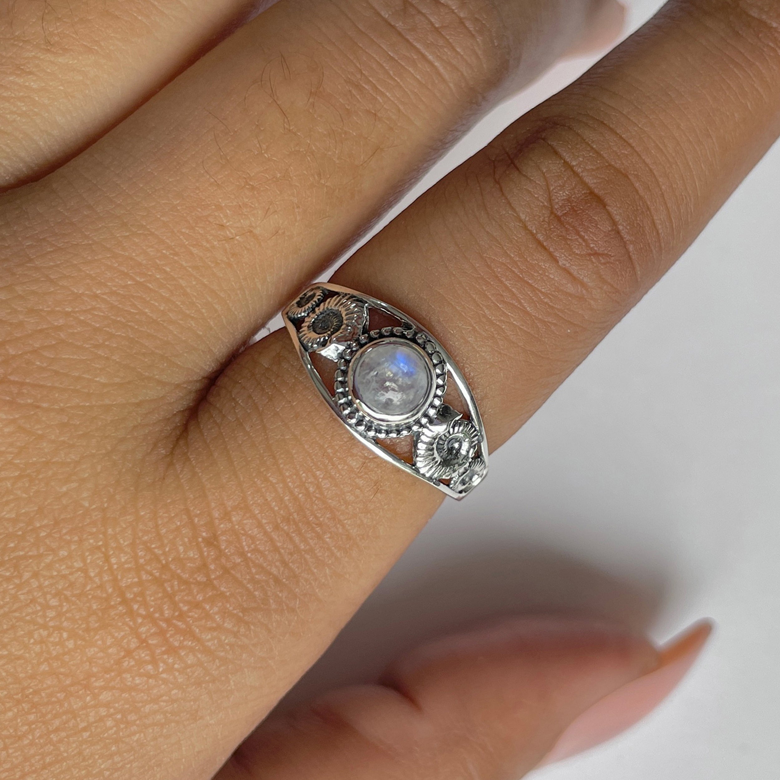 Moonstone Ring-(RBM-RDR-68.)