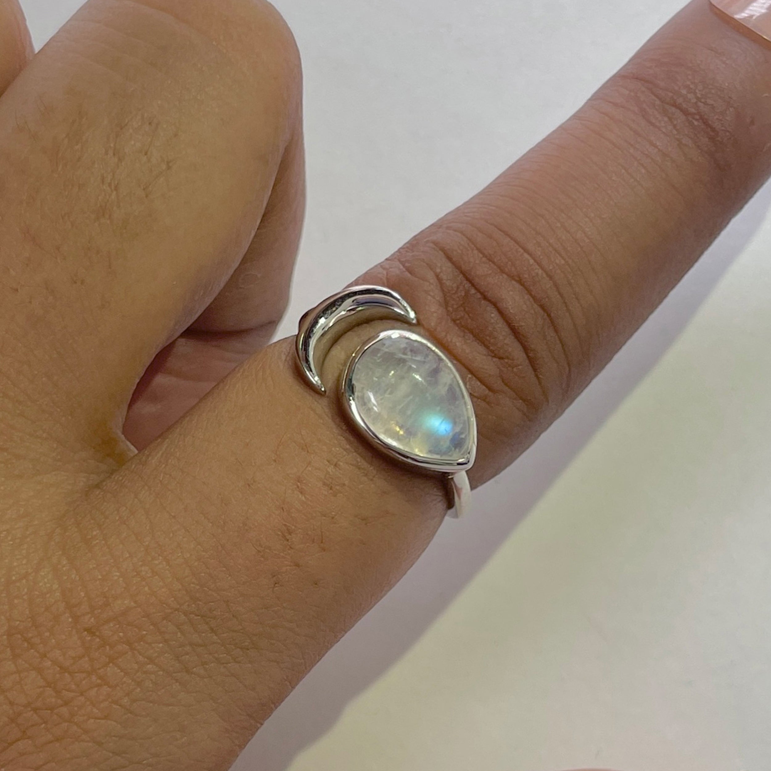 Moonstone Ring-(RBM-RDR-724.)