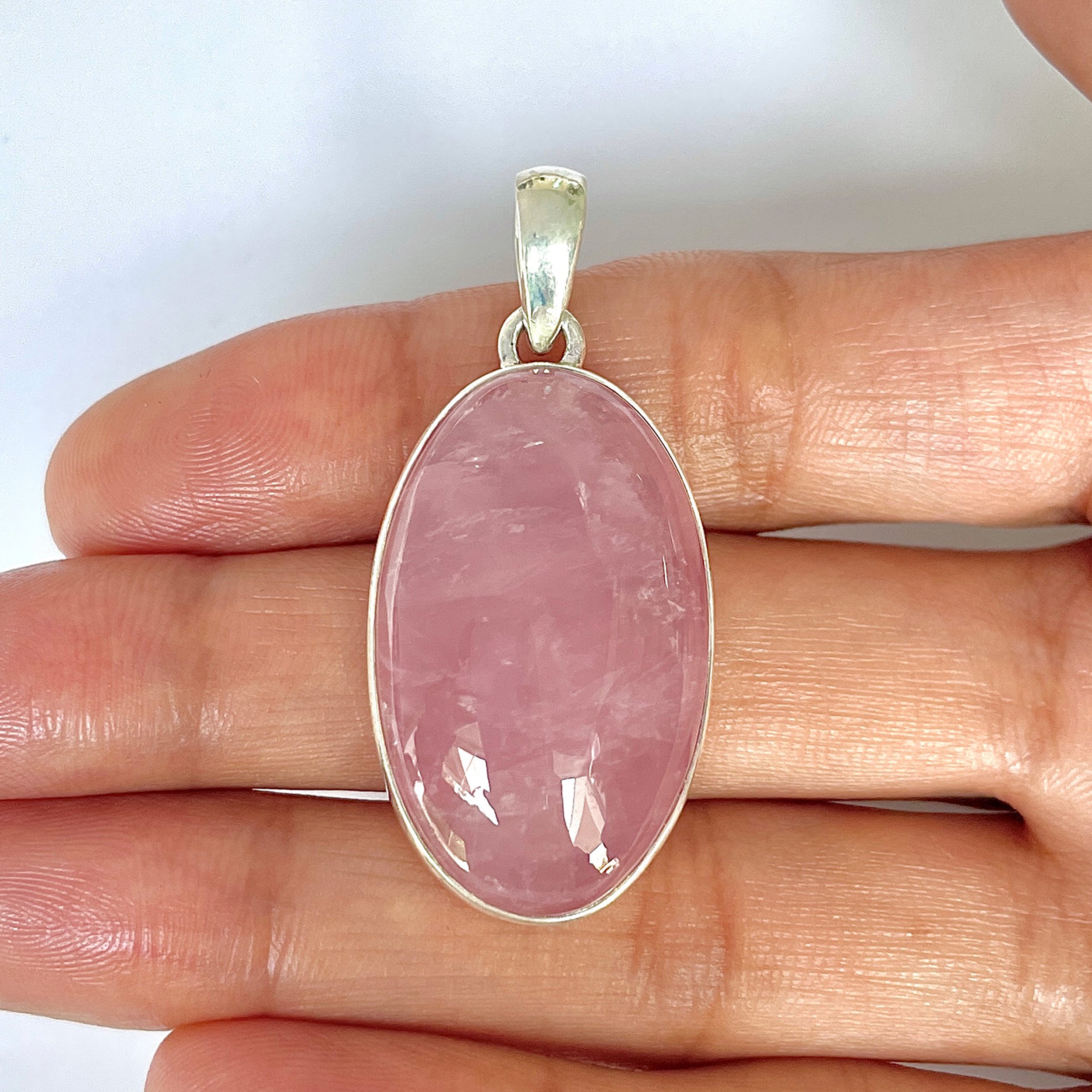 Rose Quartz Pendant-(RSQ-1-105)