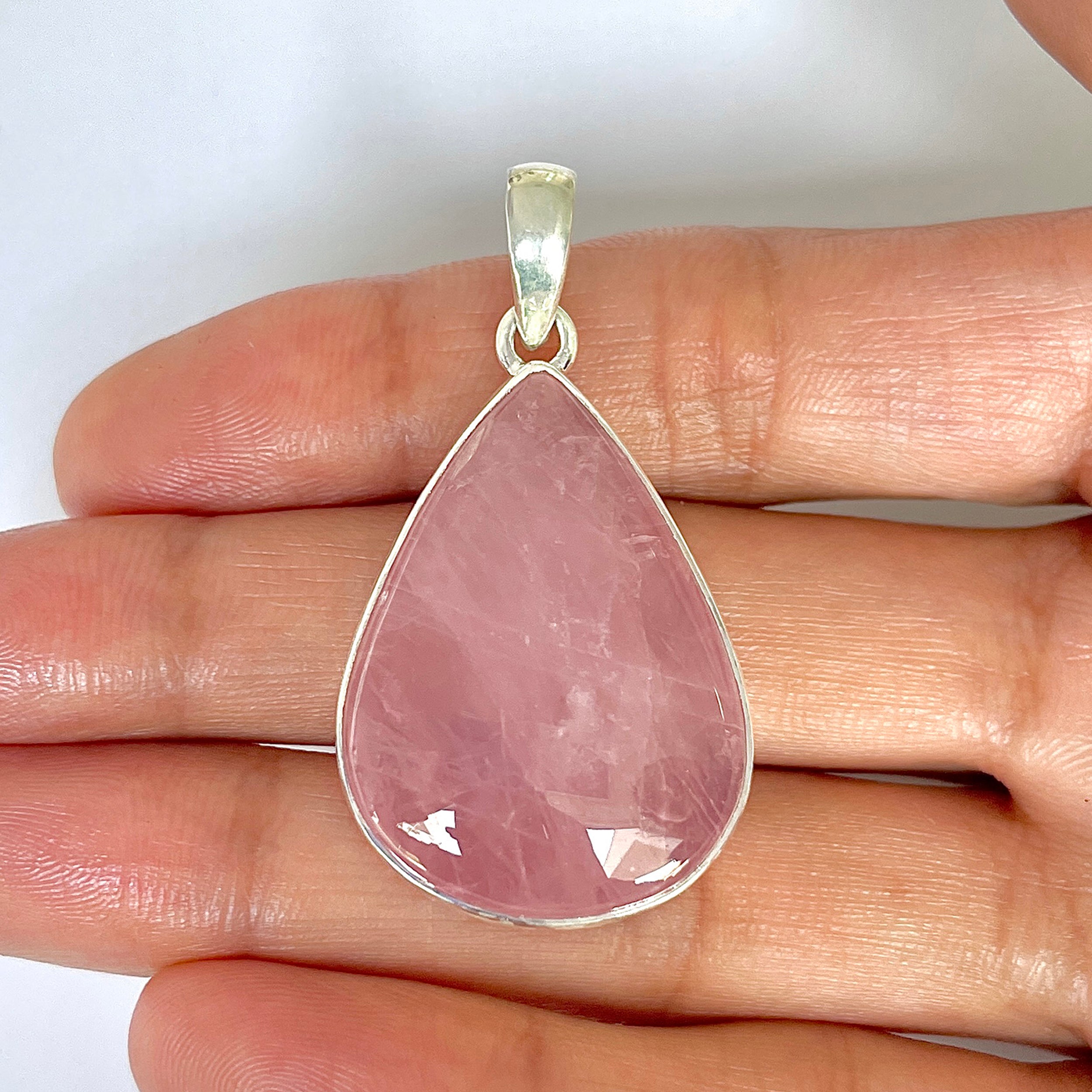 Rose Quartz Pendant-(RSQ-1-127)