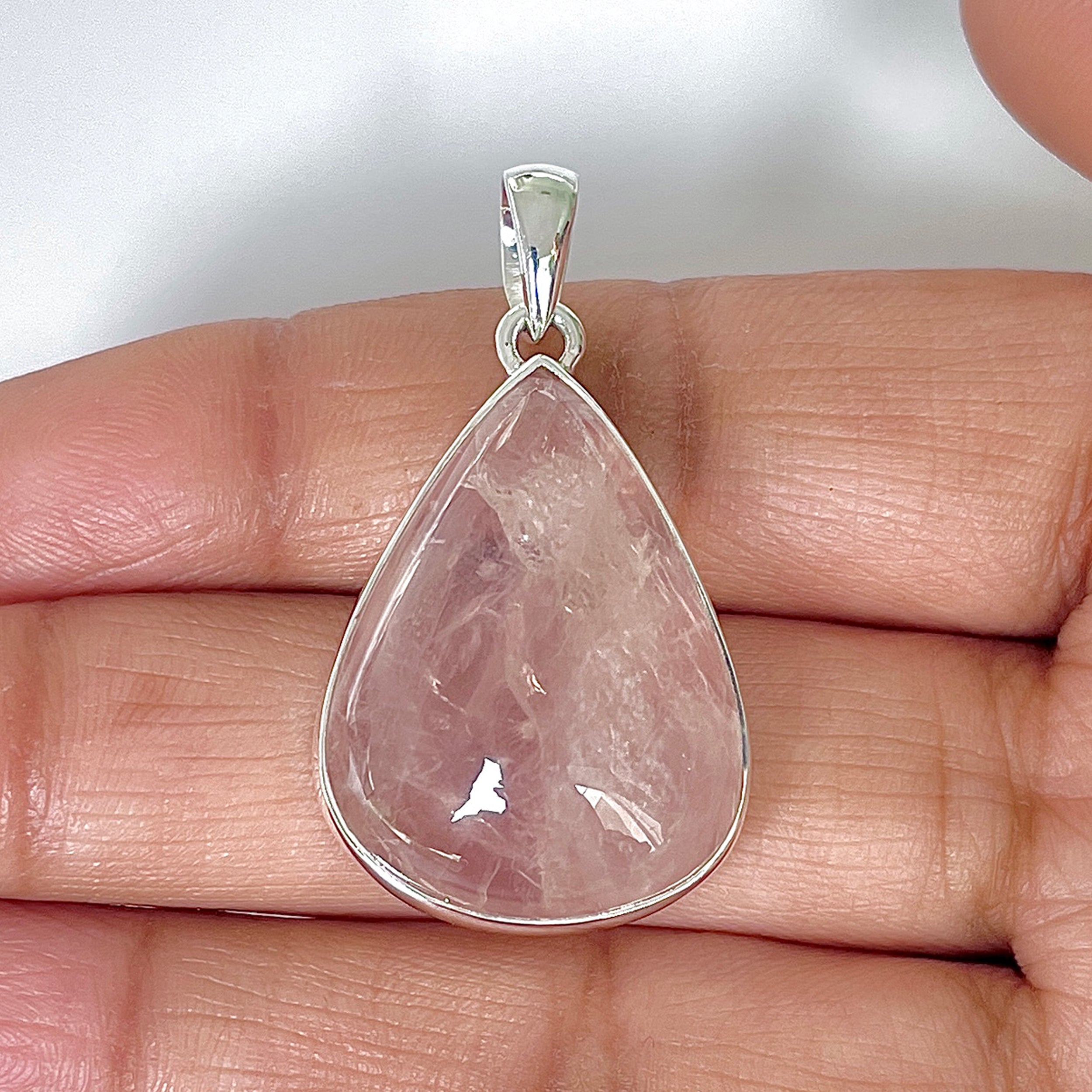 Rose Quartz Pendant-(RSQ-1-43)