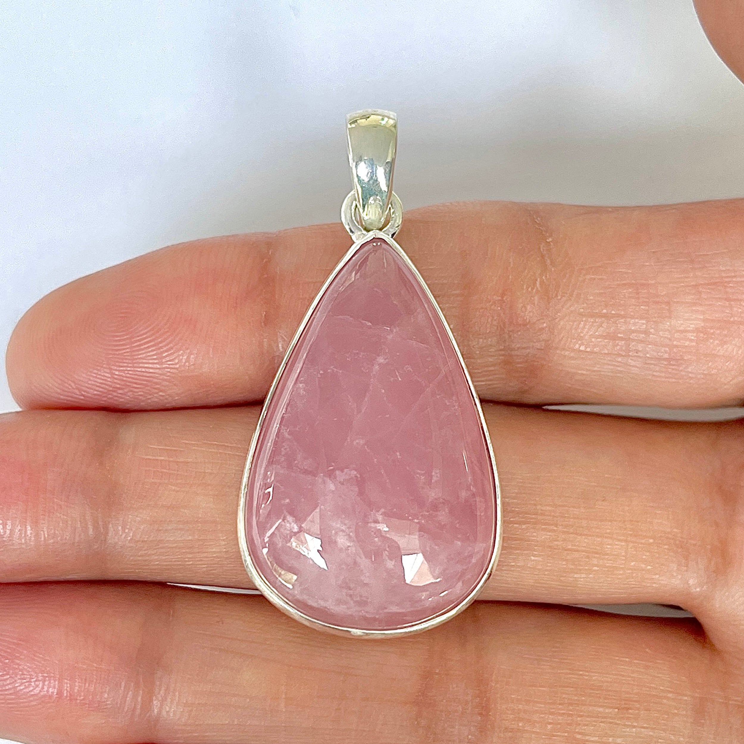 Rose Quartz Pendant-(RSQ-1-67)