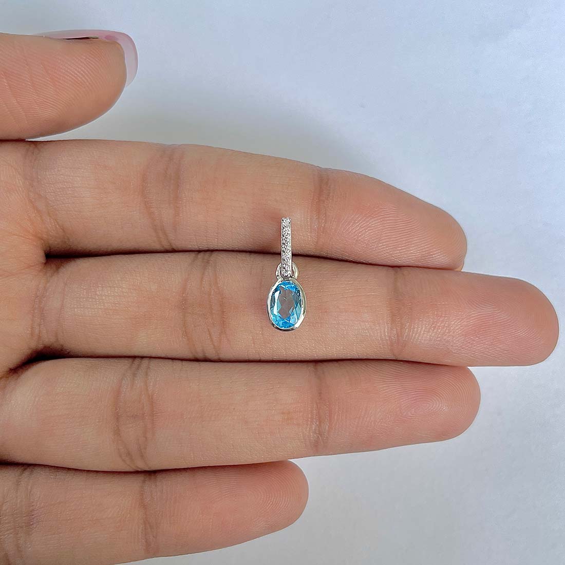 Swiss Blue Topaz Pendant-(SBTZ-RDP-780)