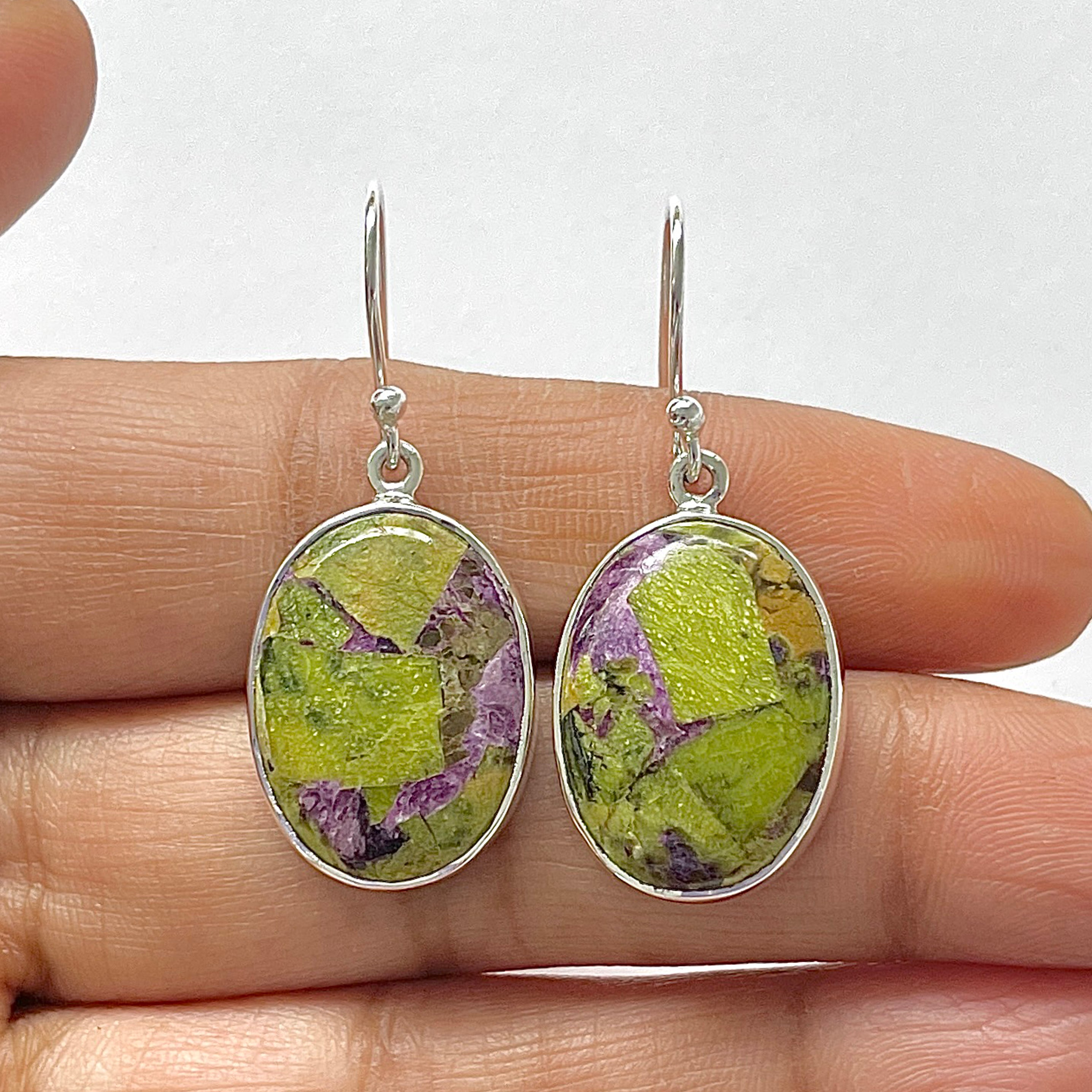 Stichtite Earring-(SCT-3-12)