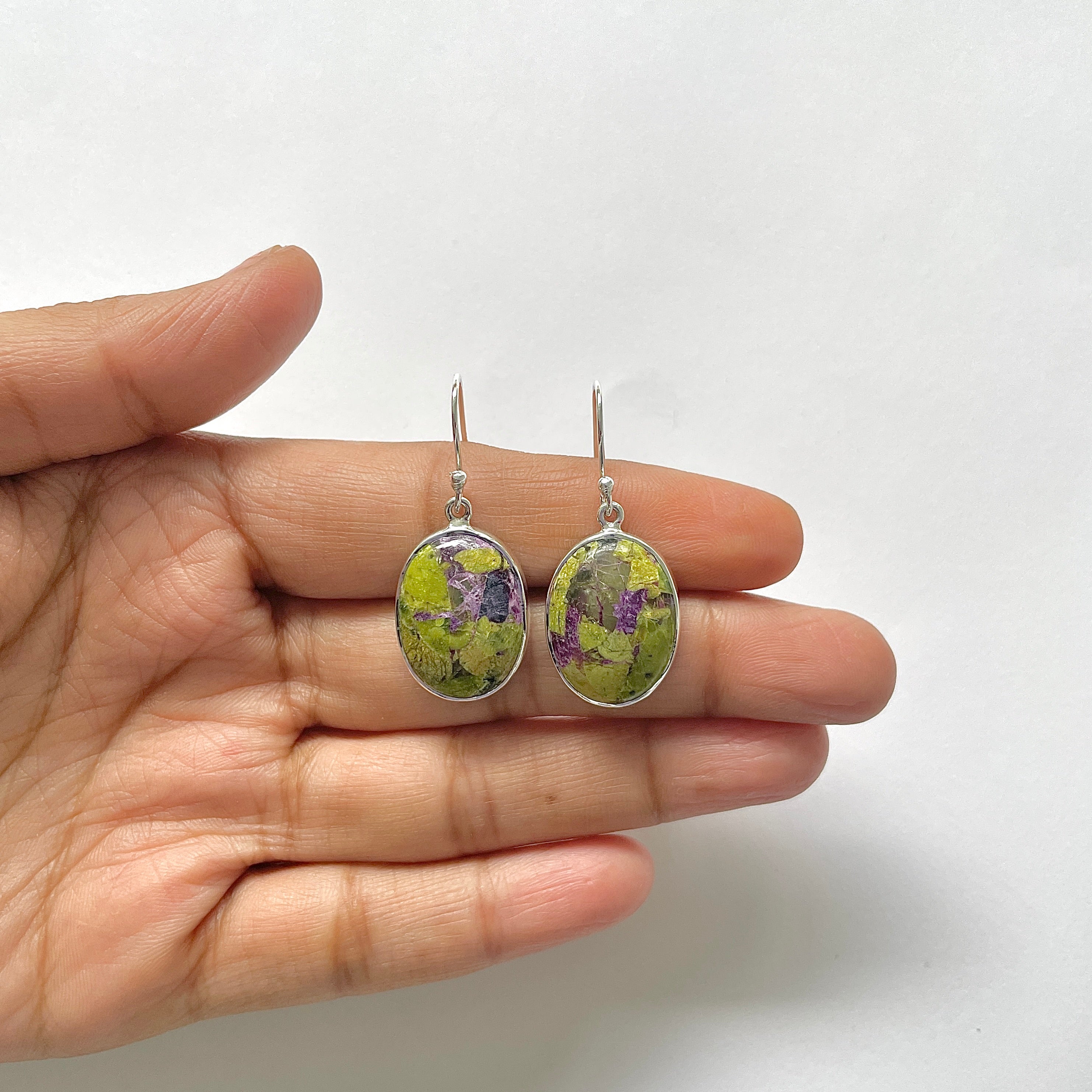 Stichtite Earring-(SCT-3-14)