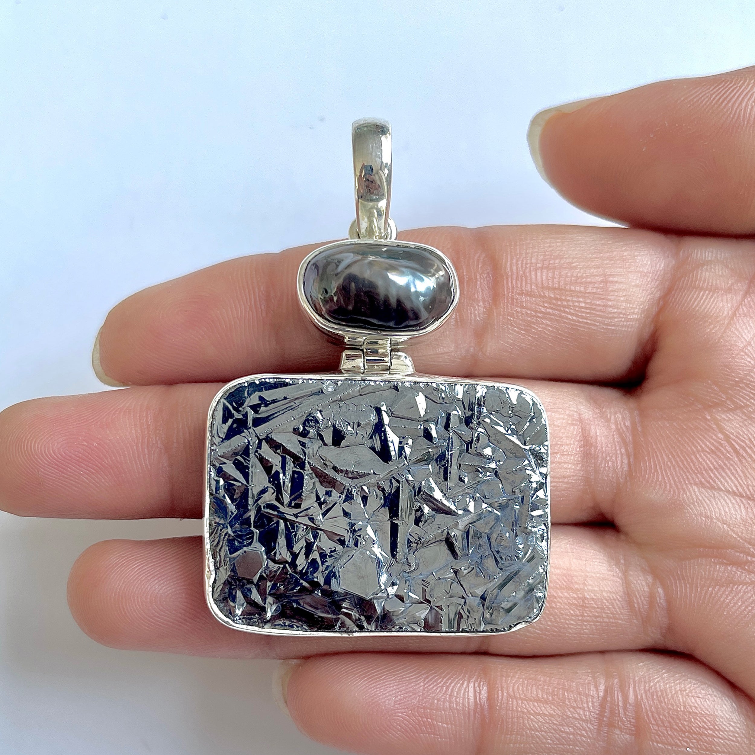 Silicon Pendant-(SLC-1-39)