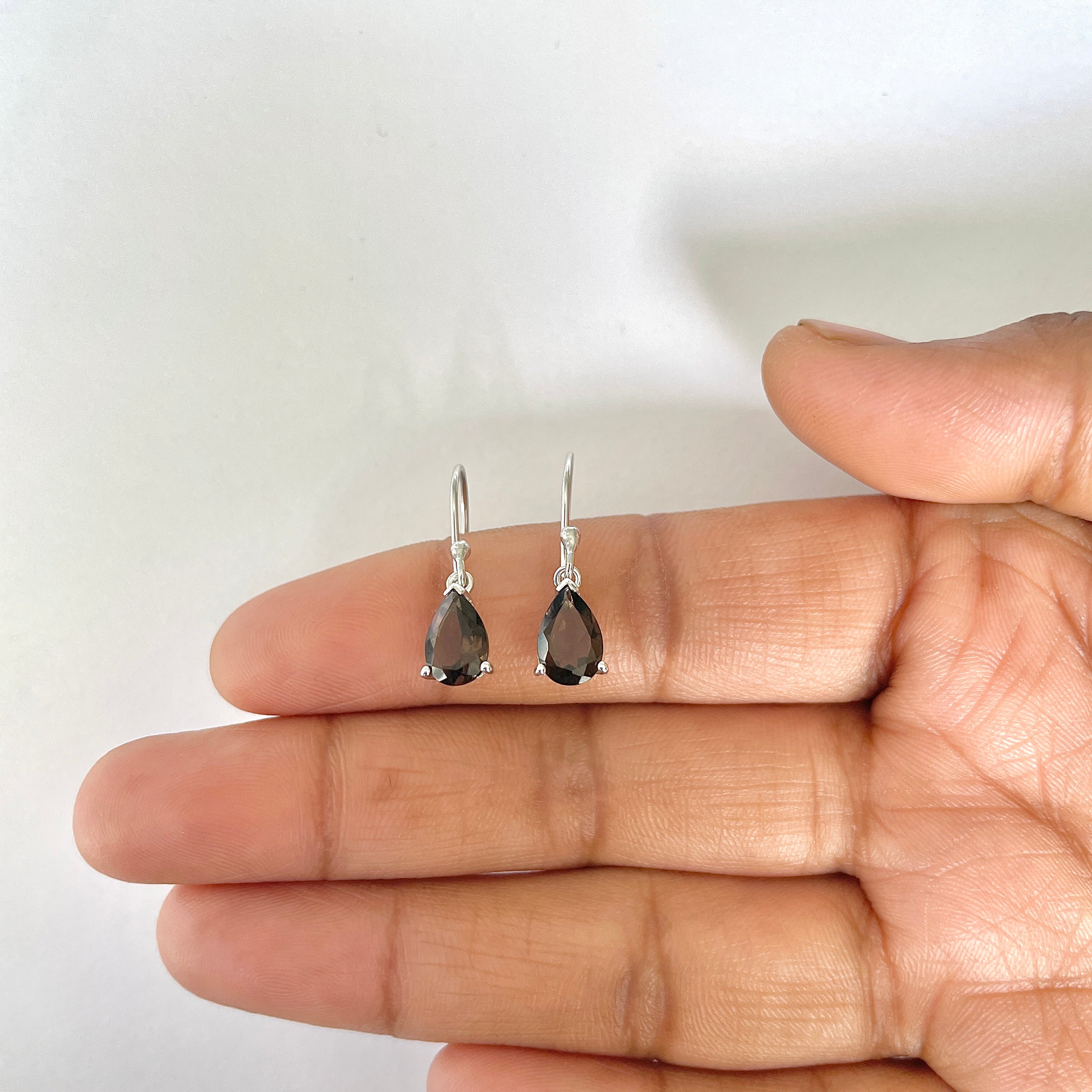 Smoky Earring-(SMY-RDE-677)