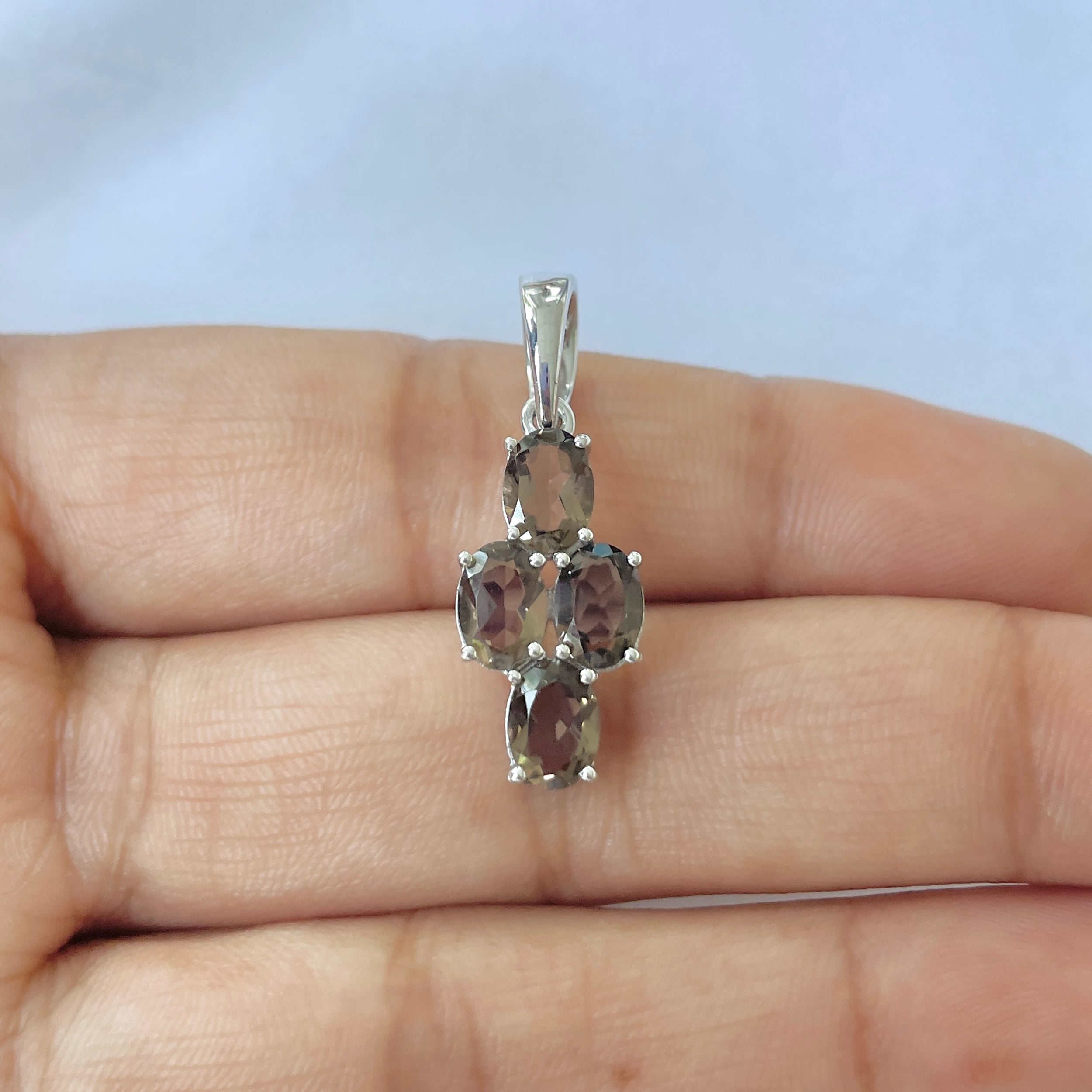 Smoky Pendant-(SMY-RDP-383)