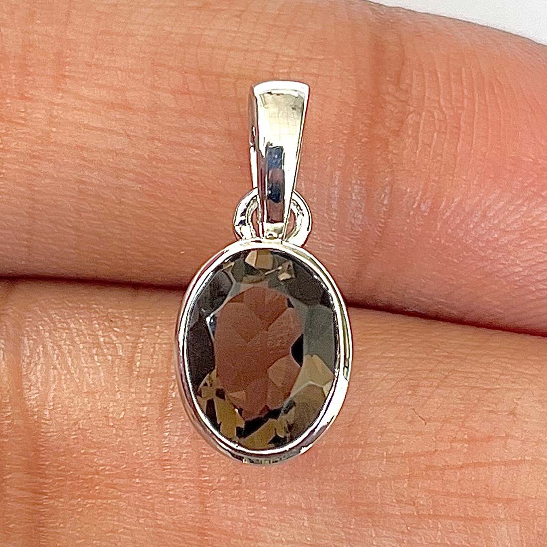 Smoky Pendant-(SMY-RDP-469)