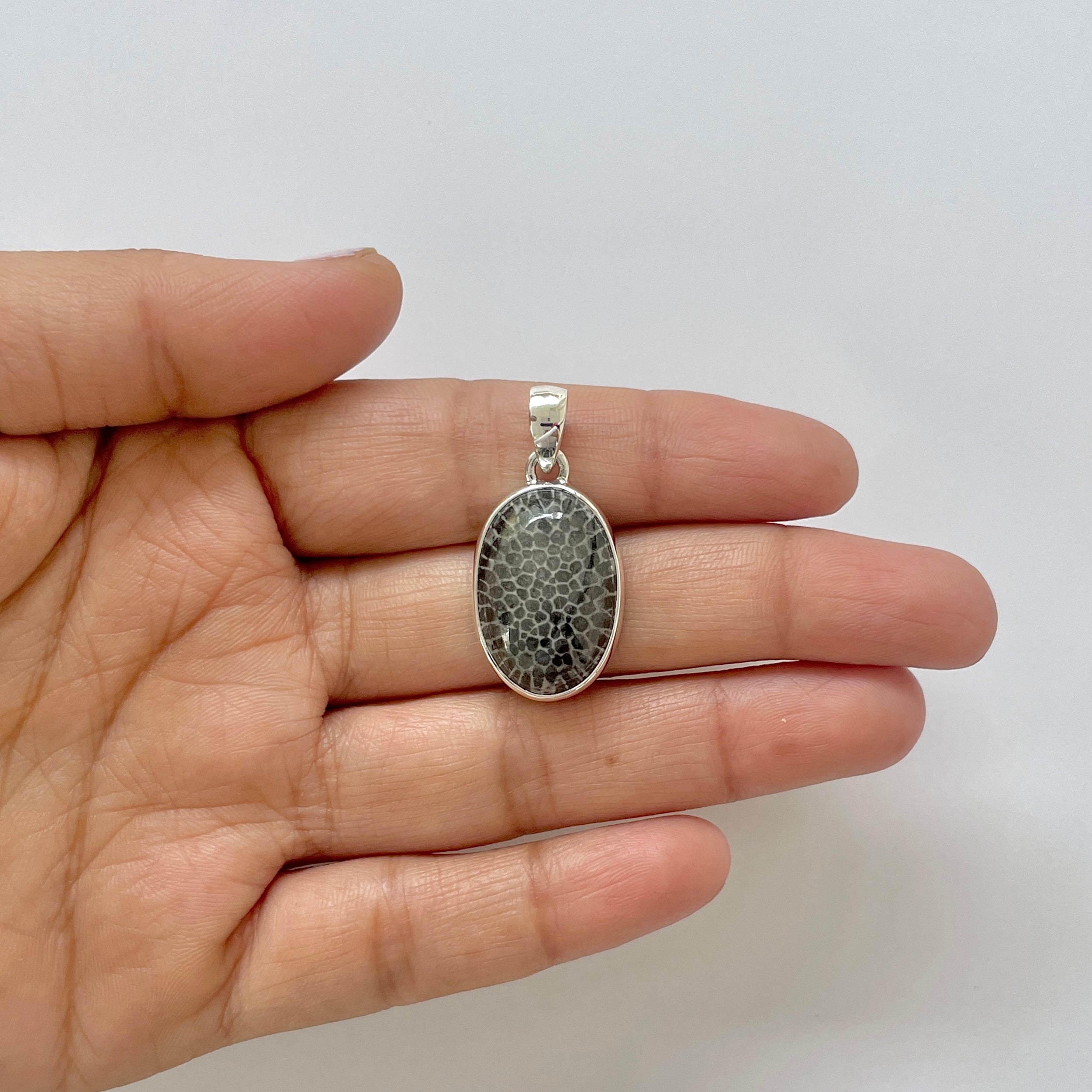 Stingray Coral Pendant-(SRC-1-12)