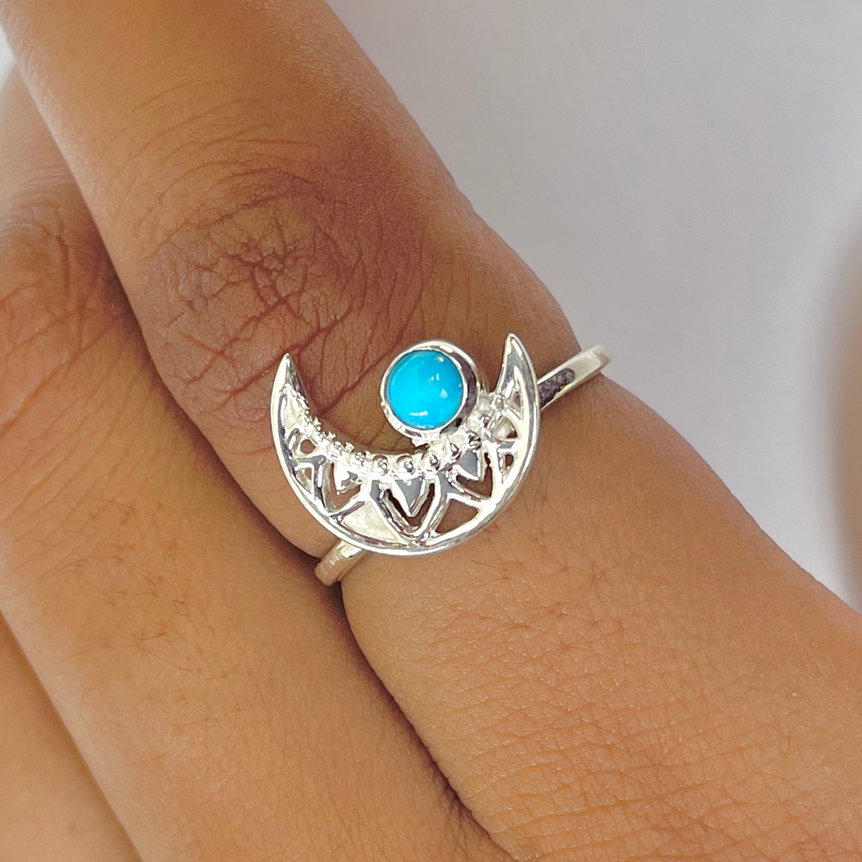 Turquoise Ring-(TRQ-RDR-1338.)