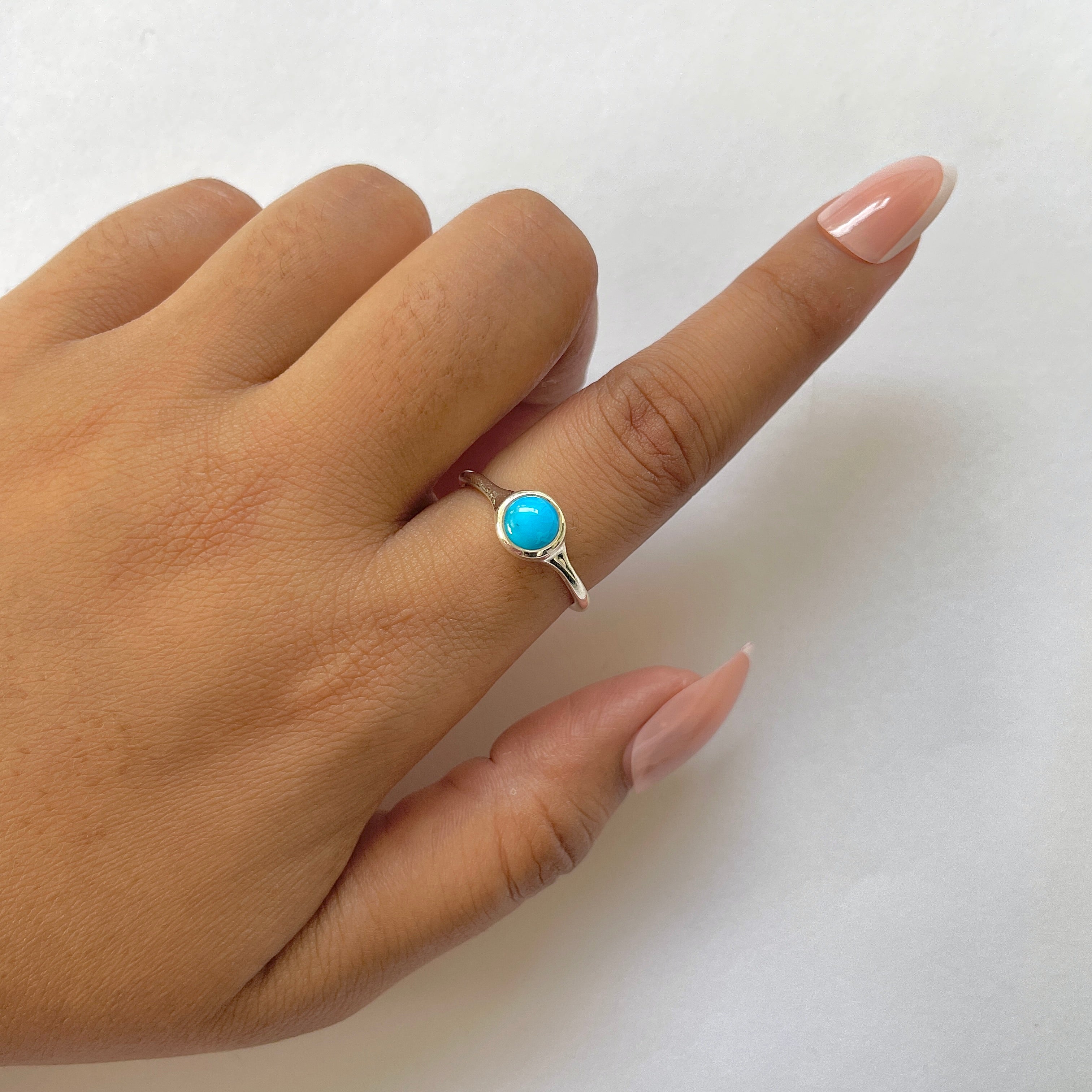 Turquoise Ring-(TRQ-RDR-2529.)