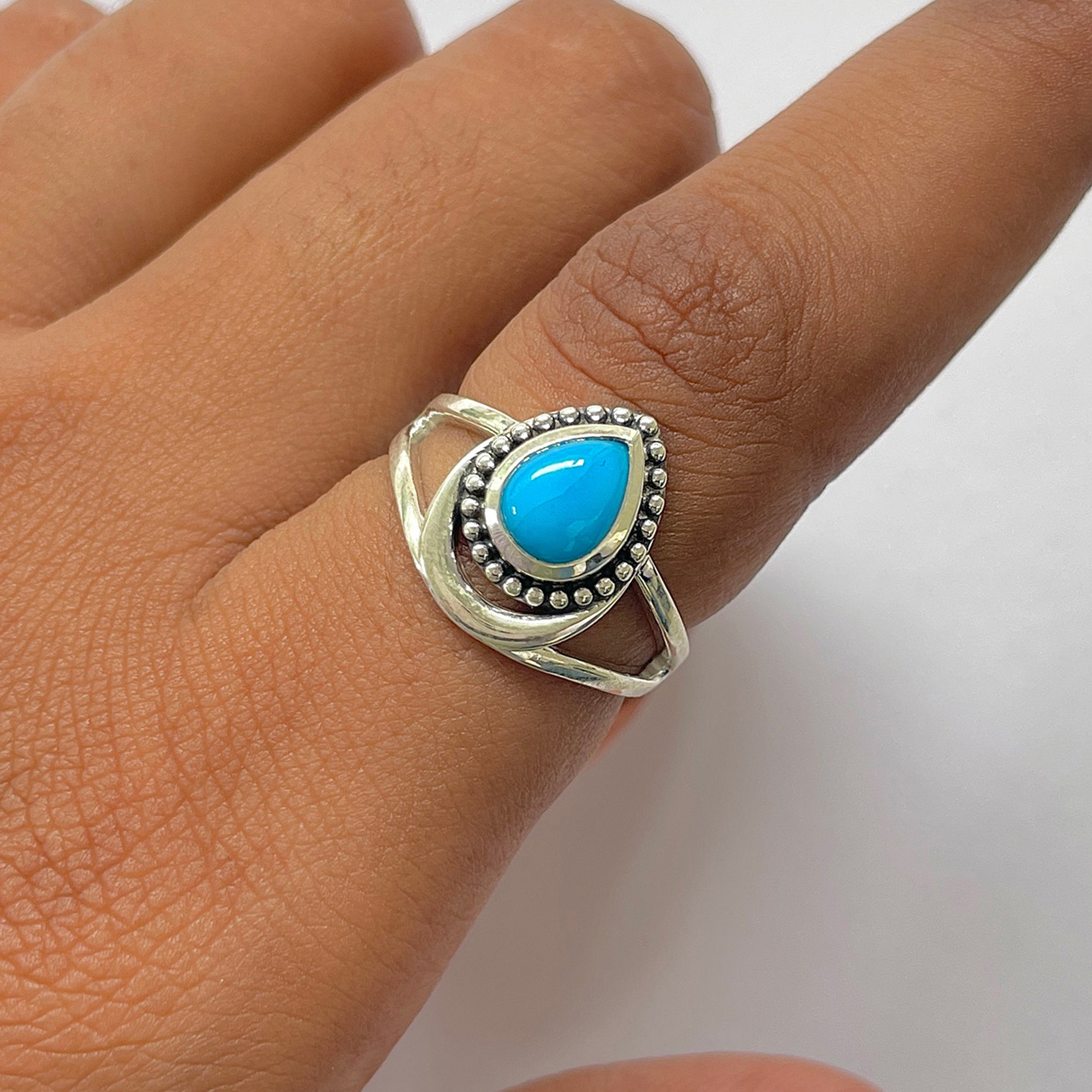 Turquoise Ring-(TRQ-RDR-746.)