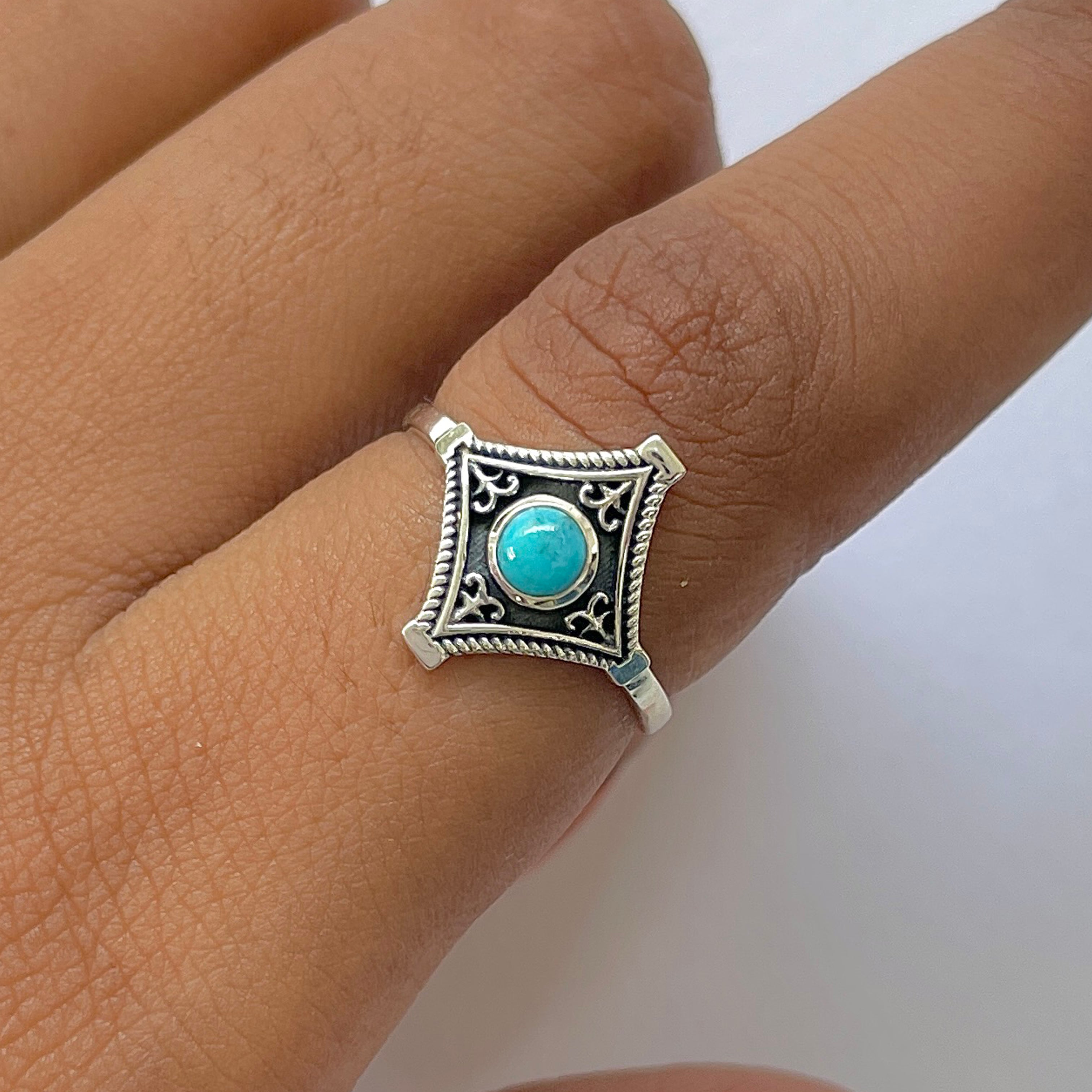 Turquoise Ring-(TRQ-RDR-750.)