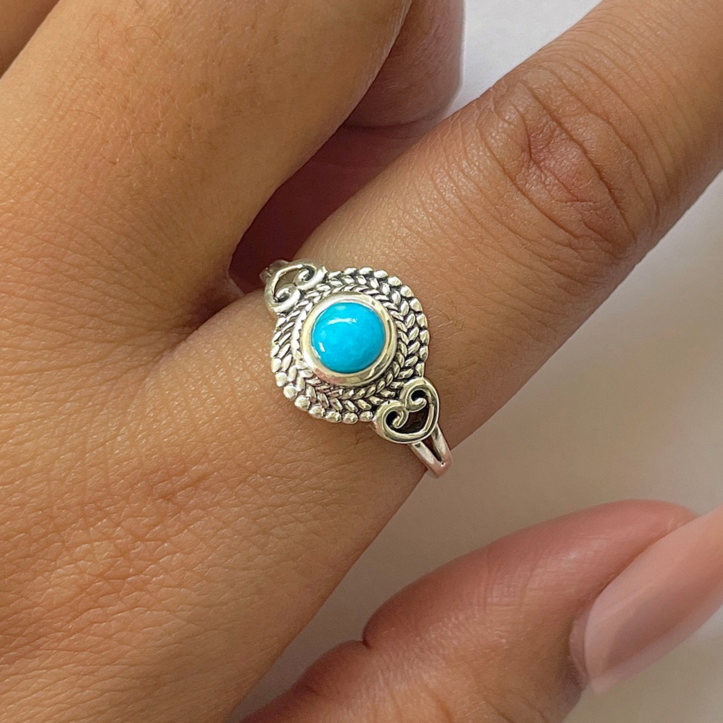 Turquoise Ring-(TRQ-RDR-825.)