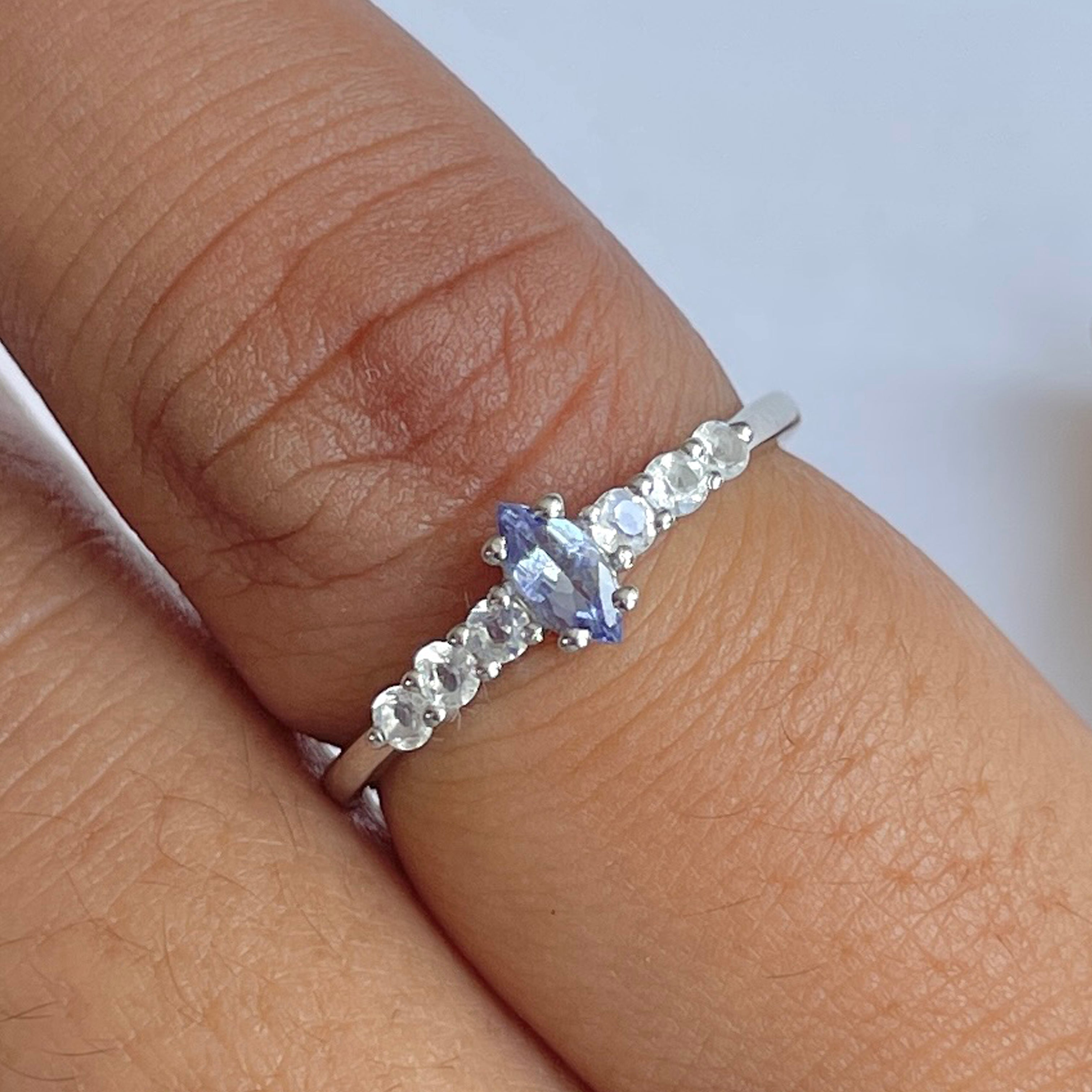 Tanzanite Ring-(TZN-RDR-2532.)