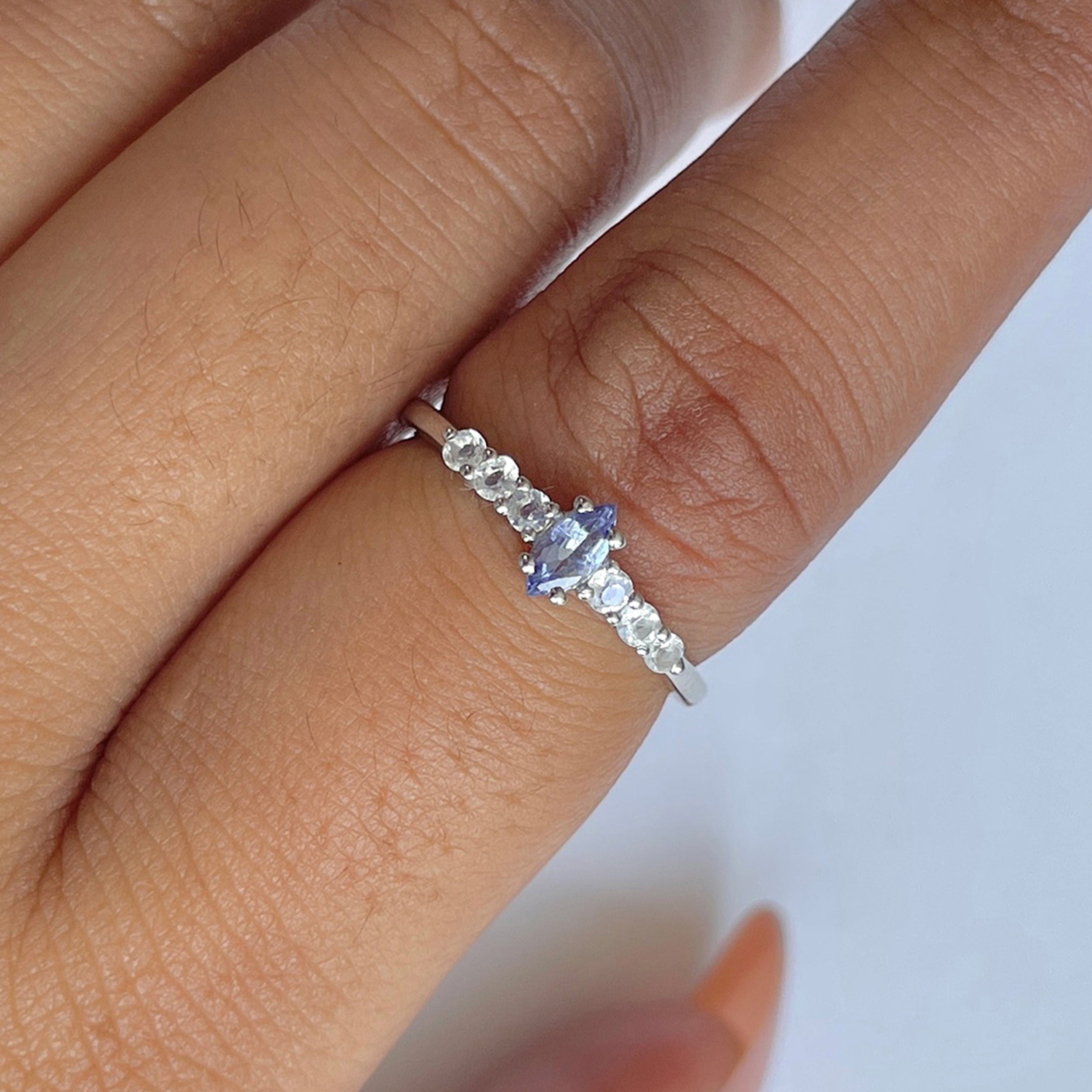 Tanzanite Ring-(TZN-RDR-2532.)