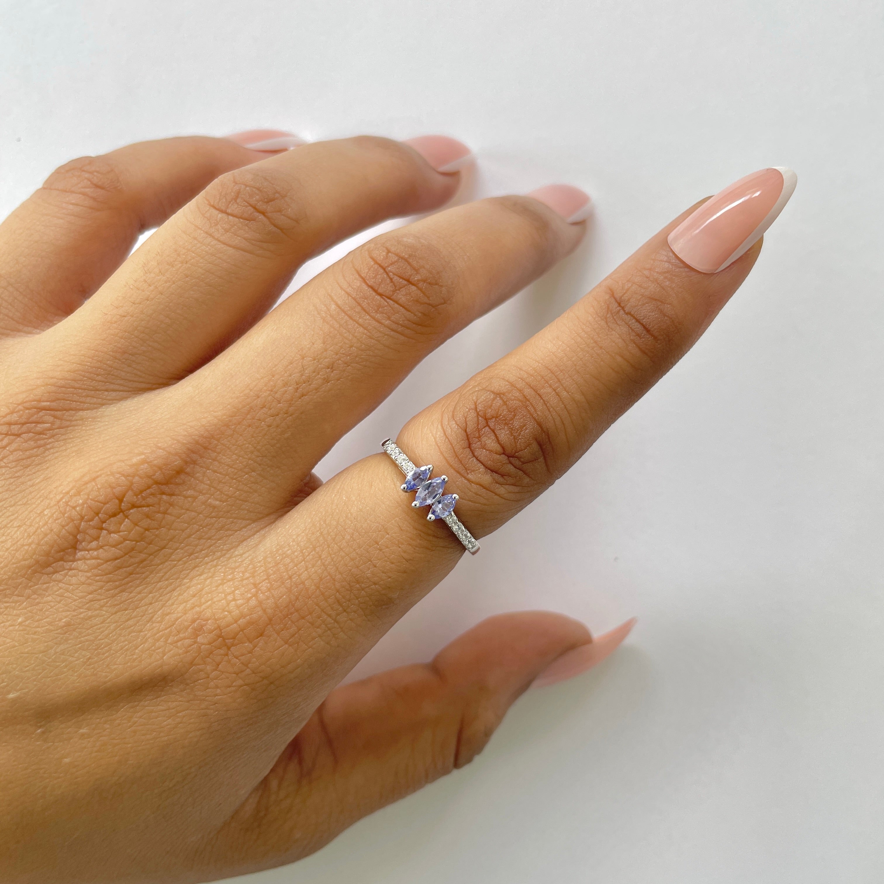 Tanzanite Ring-(TZN-RDR-2540.)