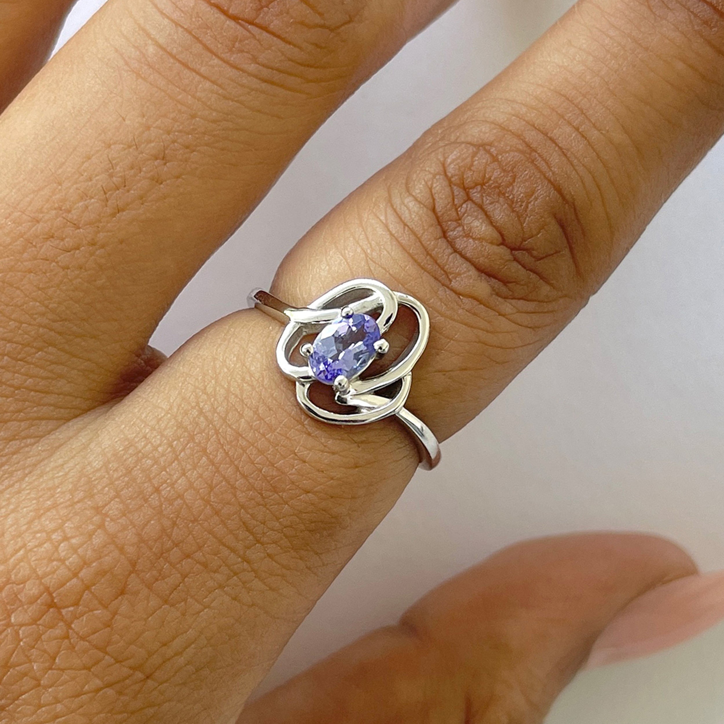Tanzanite Ring-(TZN-RDR-2602.)
