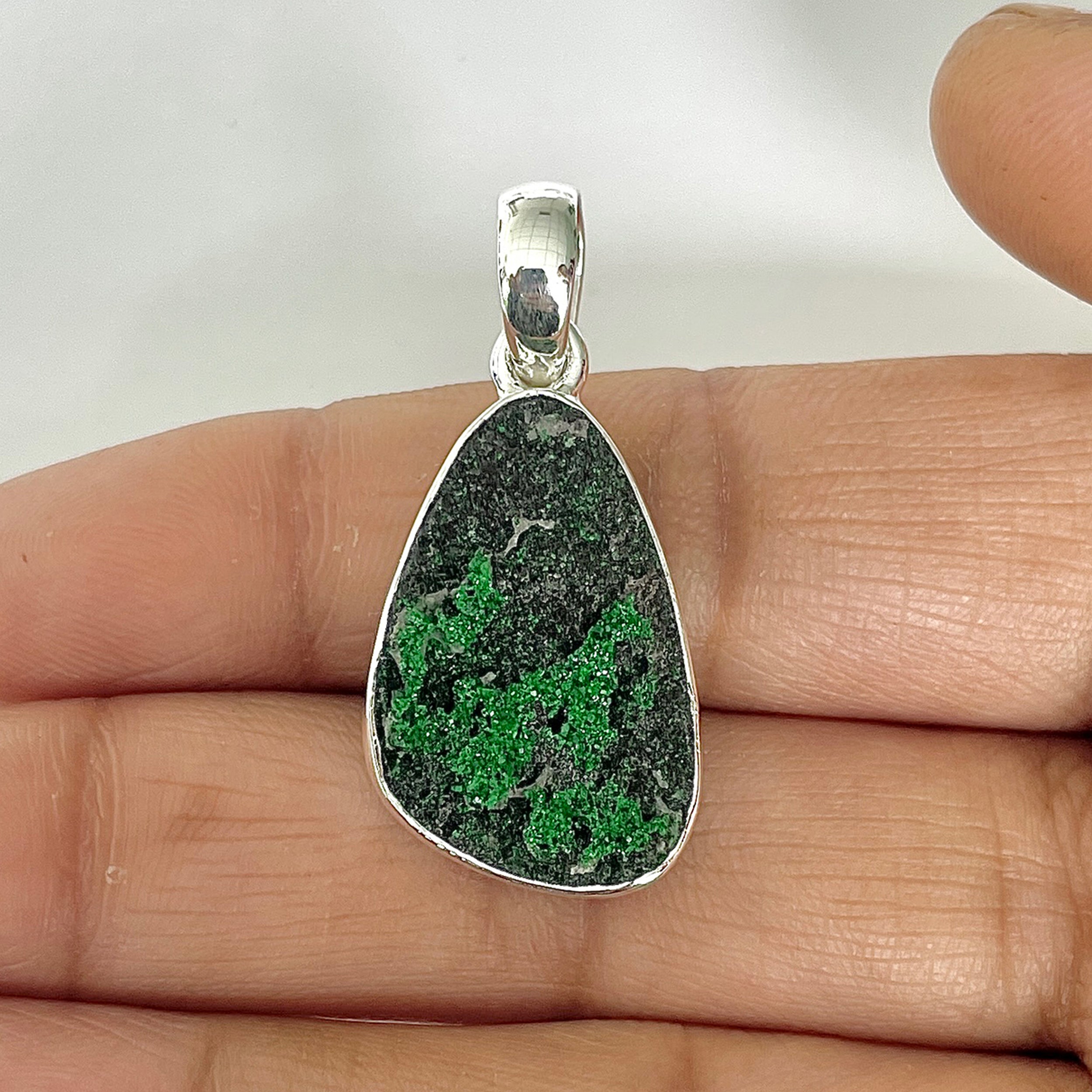 Uvarovite Pendant-(UVR-1-36)