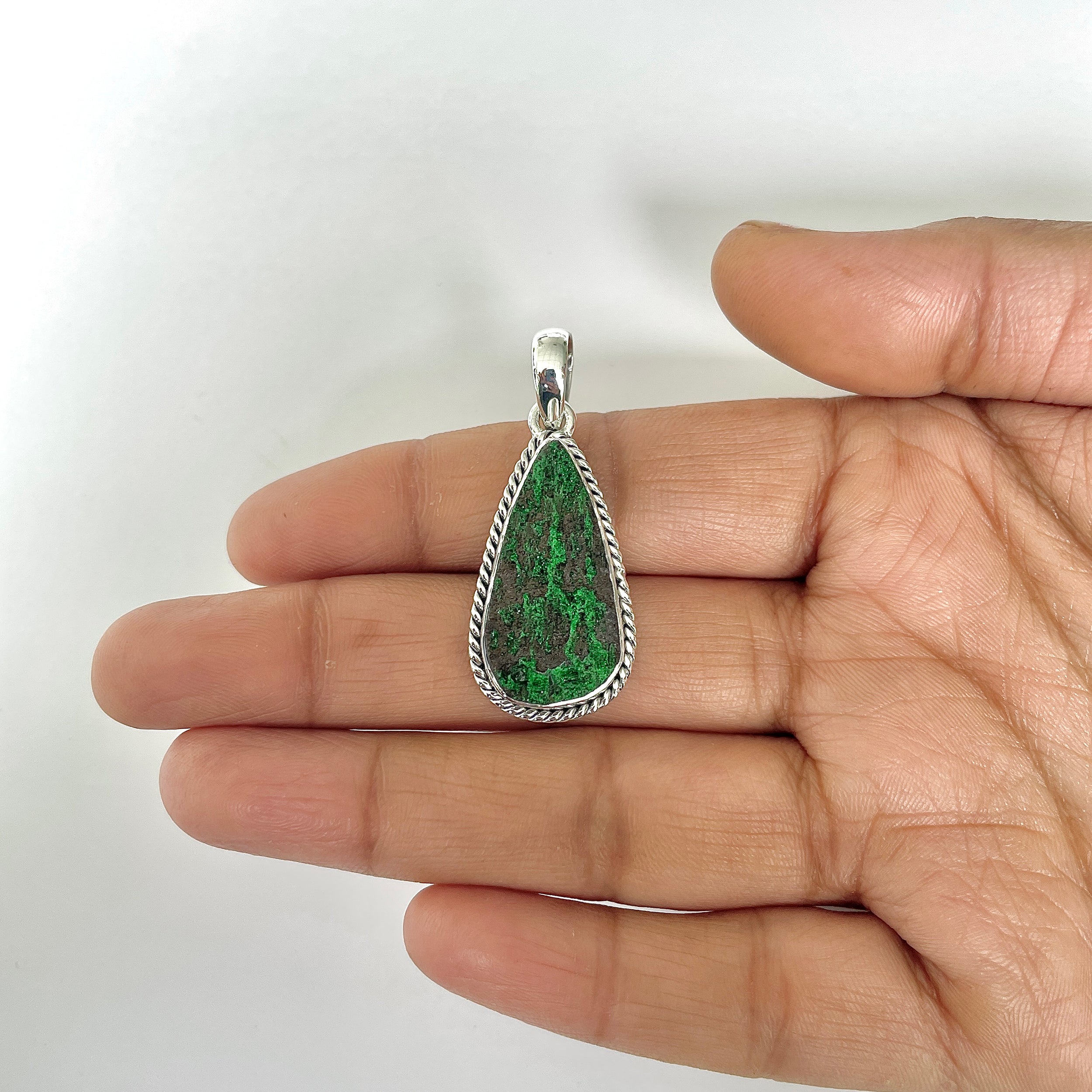 Uvarovite Pendant-(UVR-1-39)